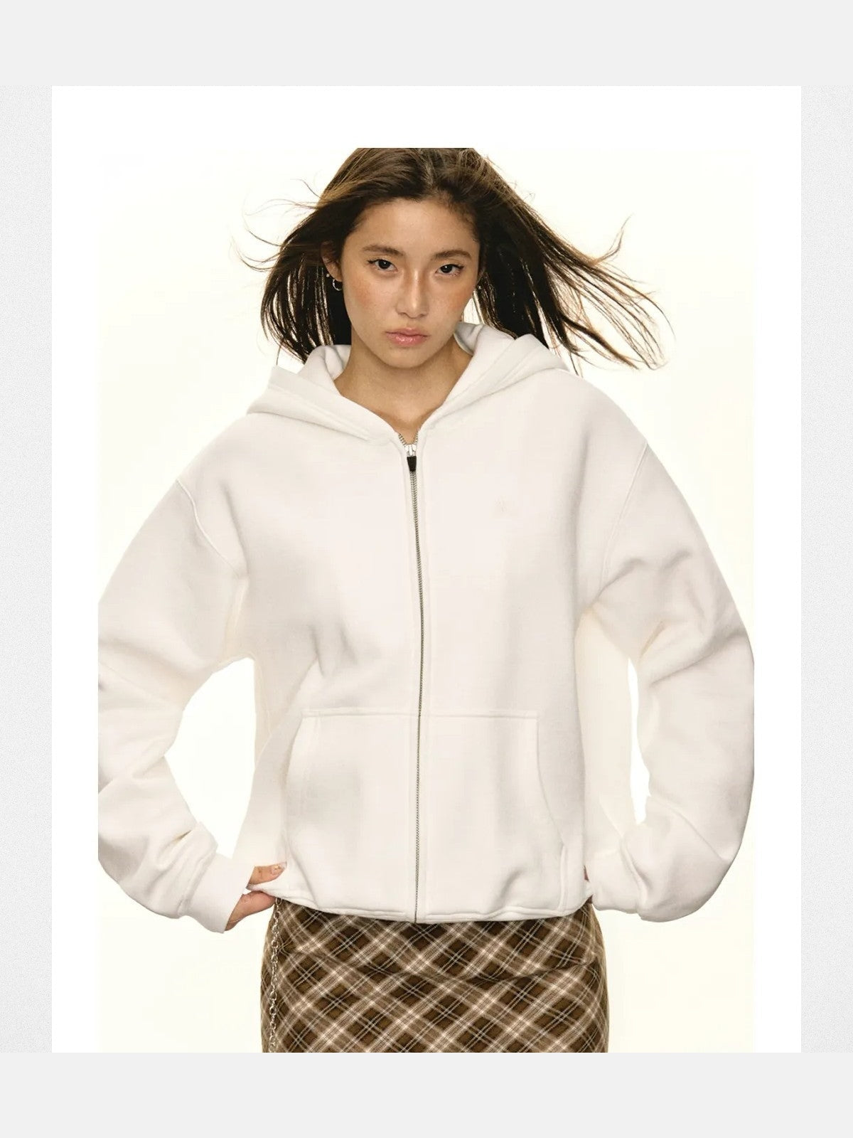 ARISEISM Oversized Cotton Blend Zip Up Hoodie in White - On Model
