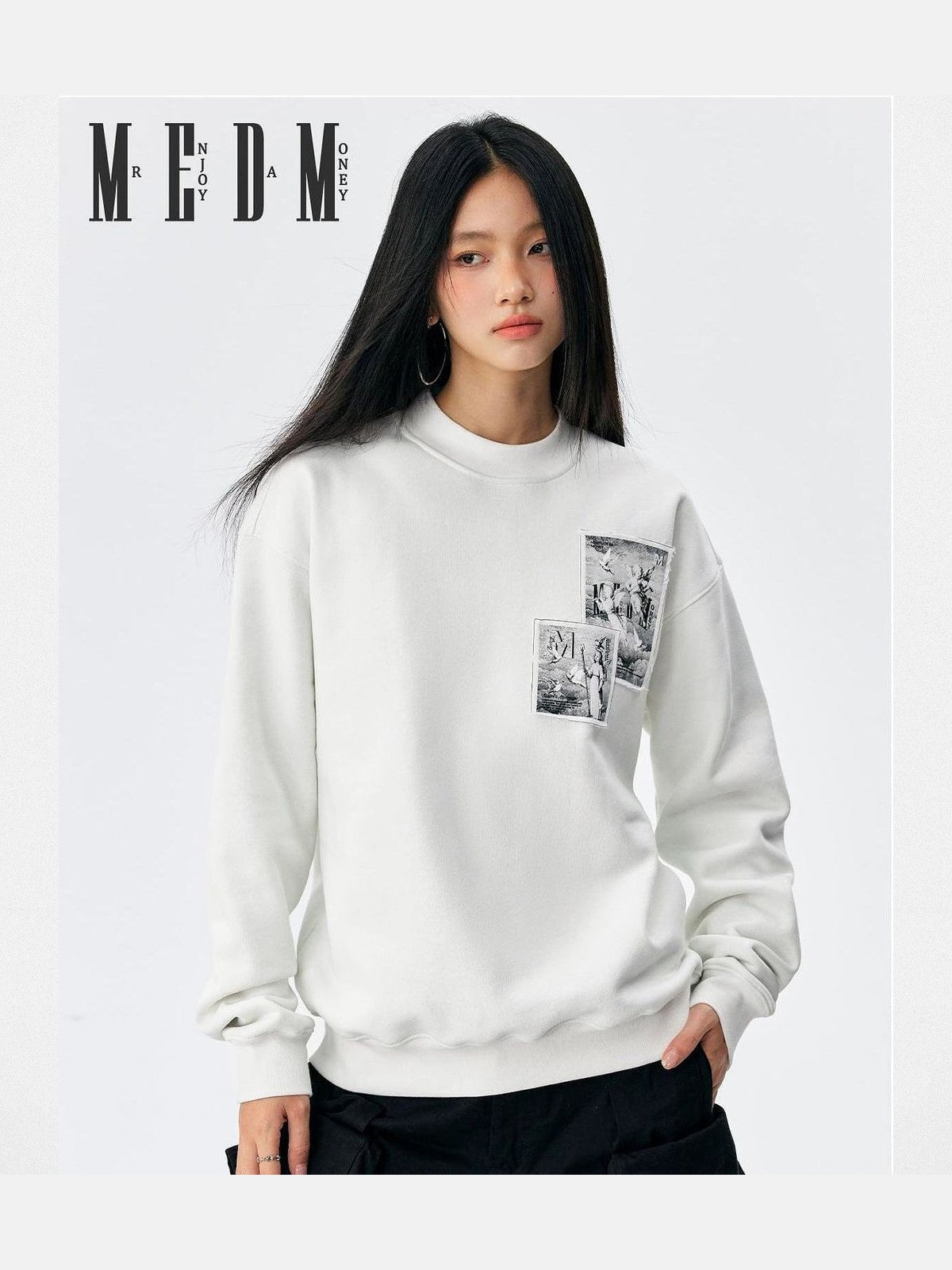 MEDM Angel Appliqu Fleece Sweatshirt in White - On Female Model
