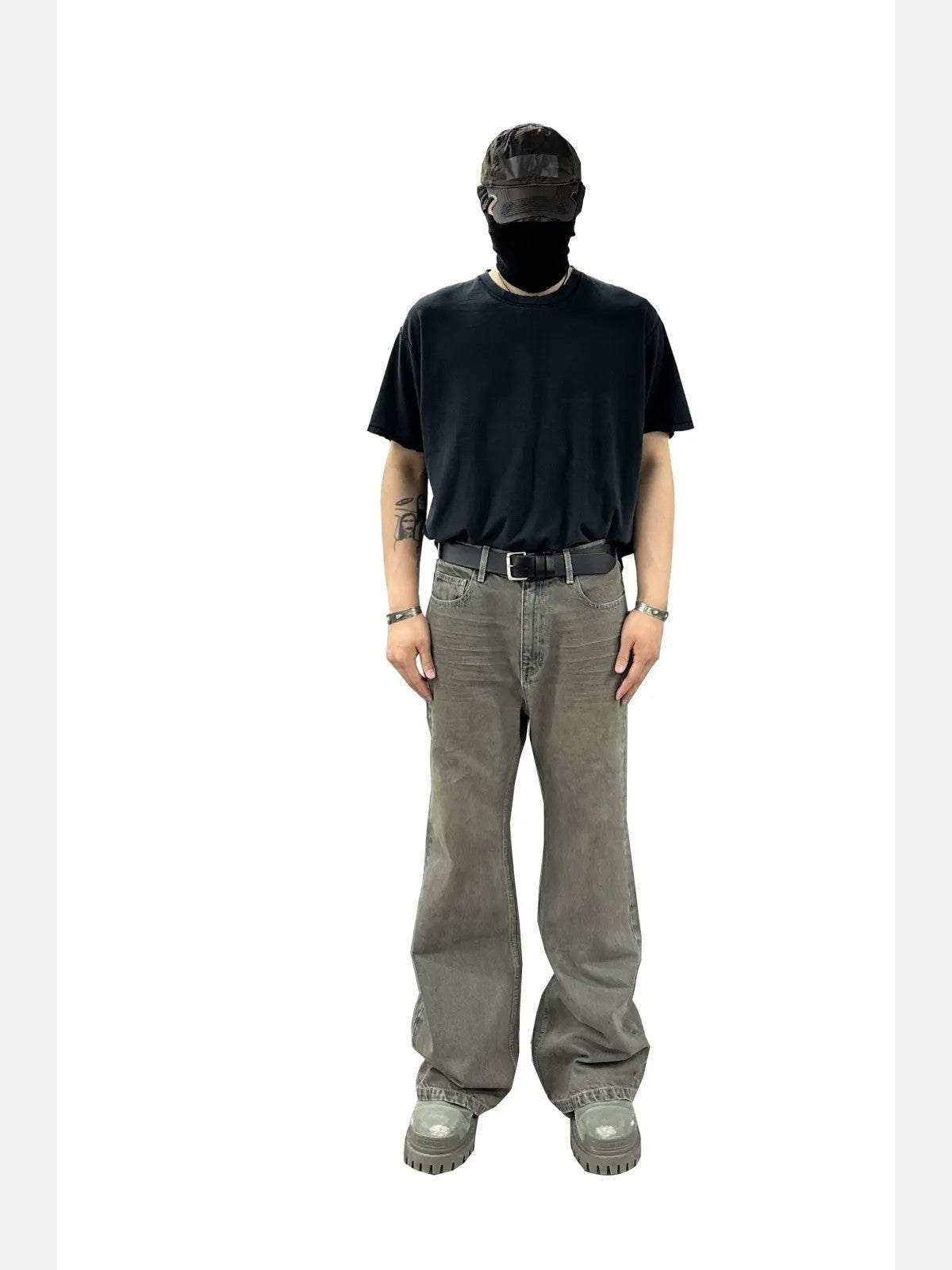 UNKNOWNWORLD Washed Mud Dye Flared Jeans in Gray - On Model