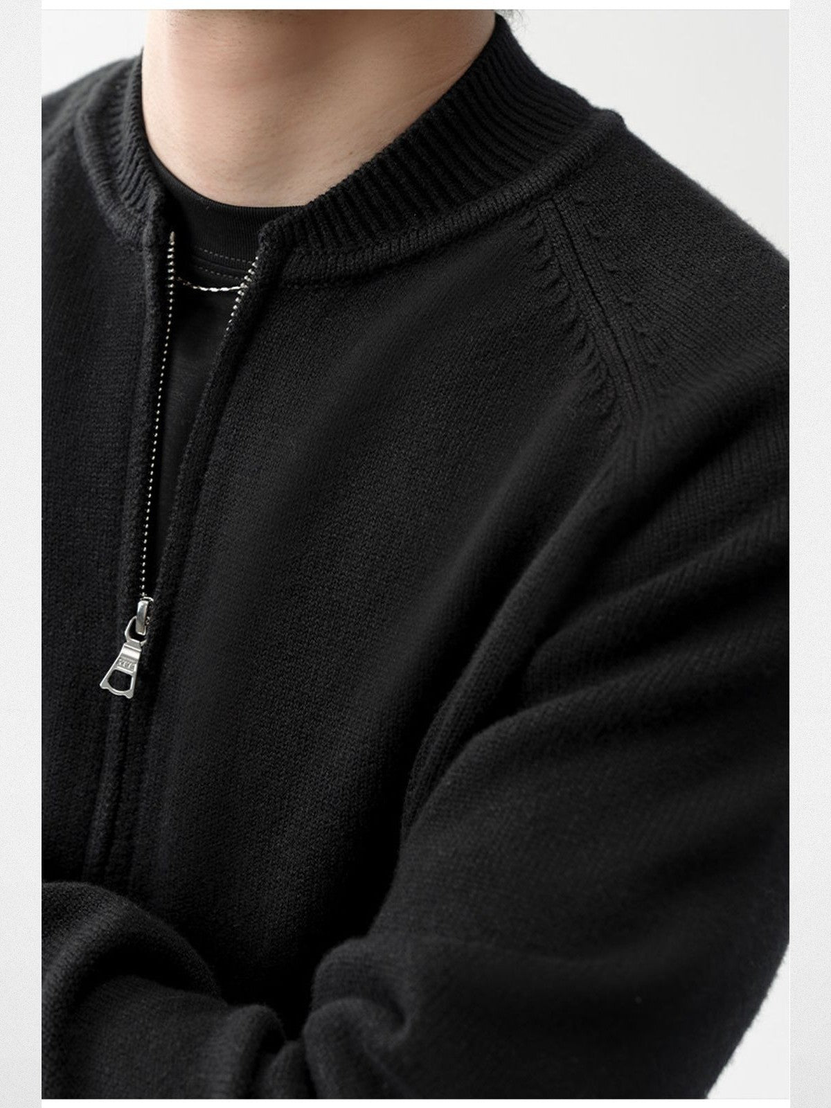 Roolrren Homme Cashmere Wool Cotton Zip Cardigan in Black - Detail