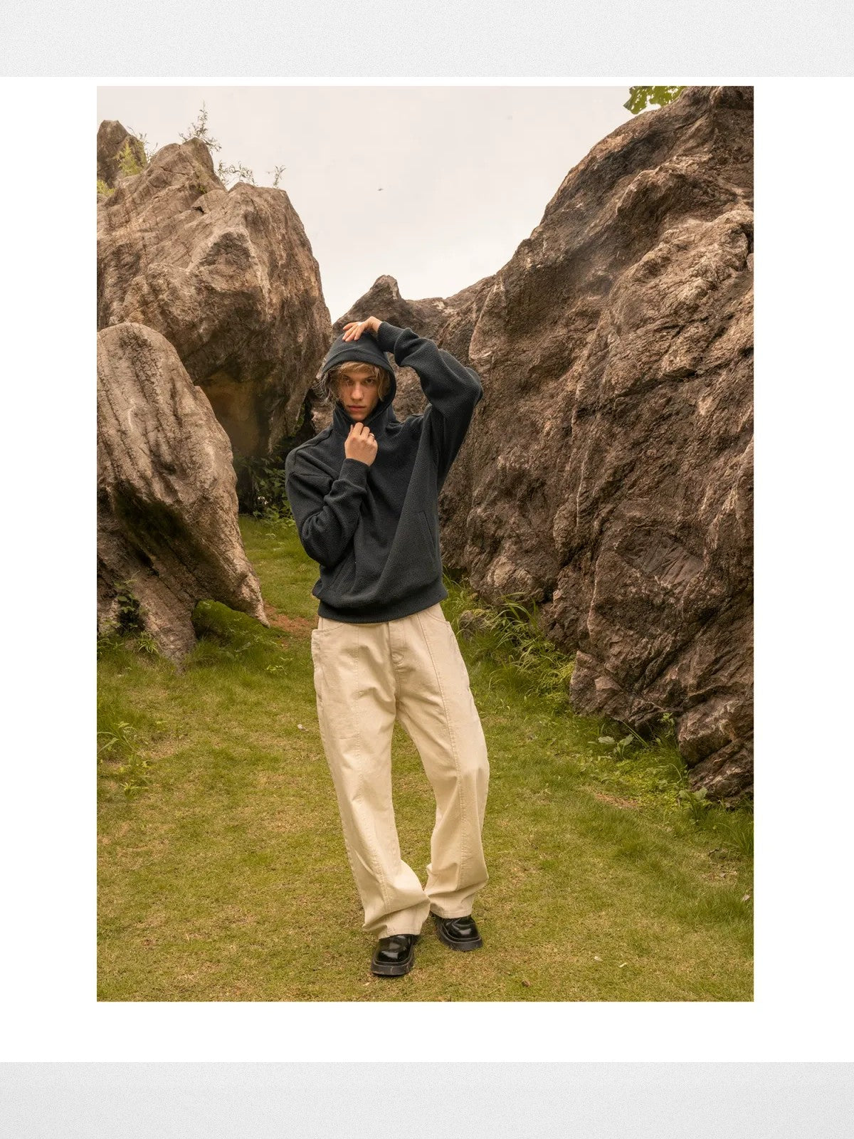 Roolrren Homme Textured Cotton Hoodie in Black - Lifestyle