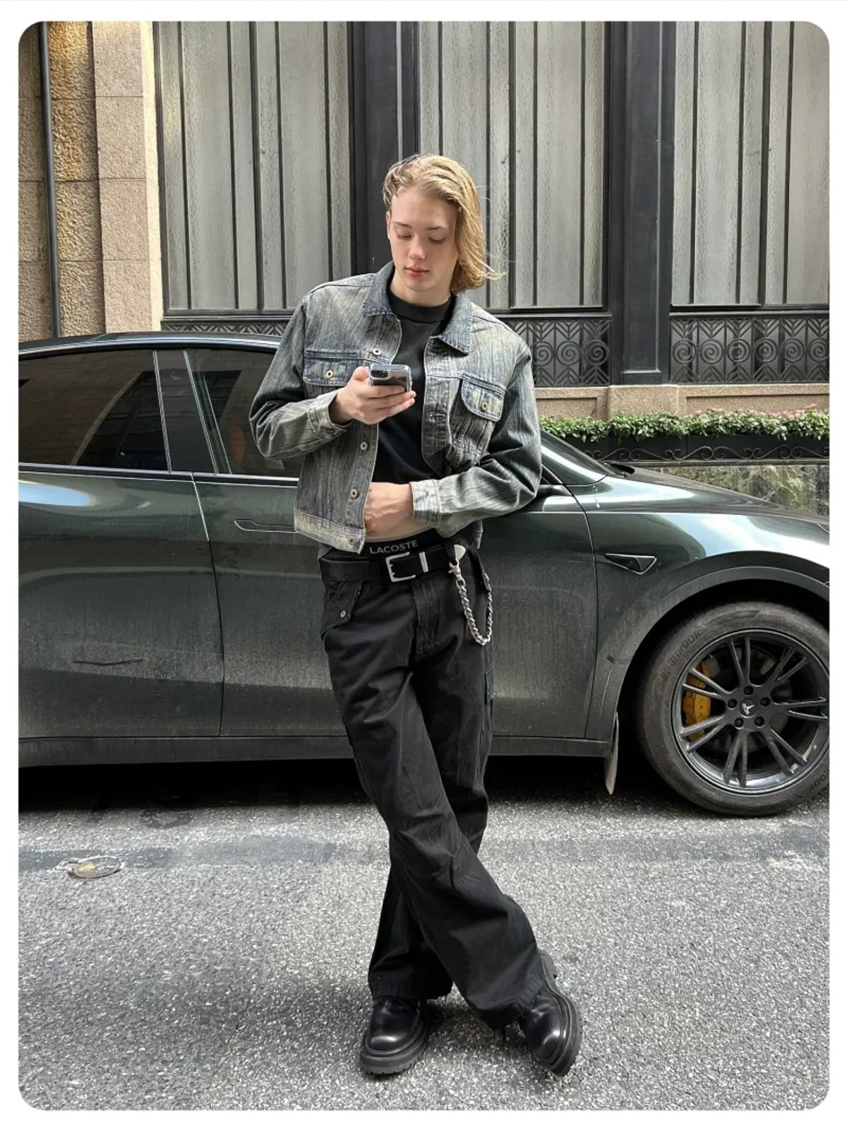 VLABMADE Distressed Paratrooper Cargo Pants in Black