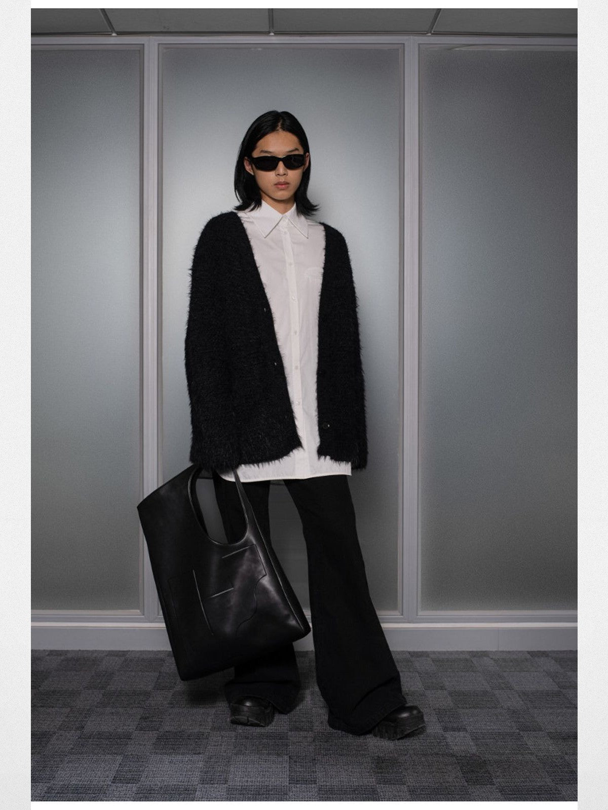 RARELY ALIKE Flared Cotton Denim Jeans in Black - On Model