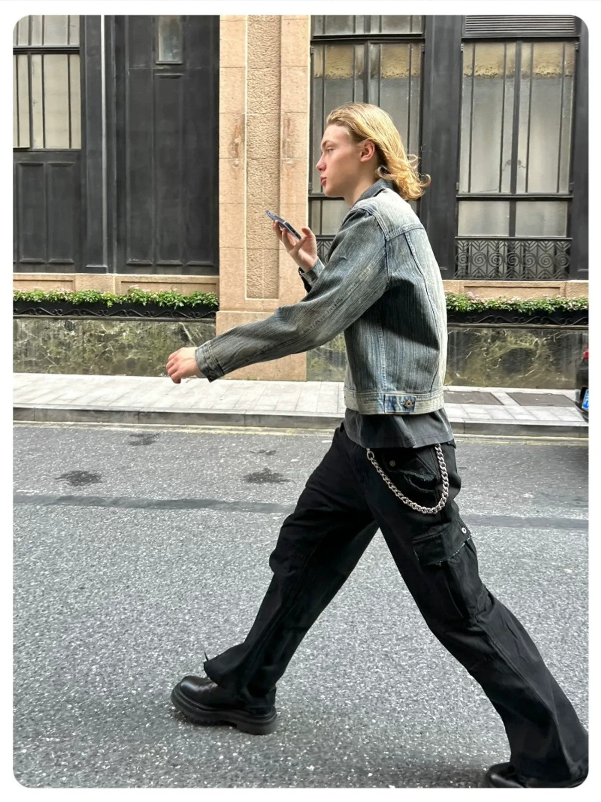 VLABMADE Distressed Paratrooper Cargo Pants in Black