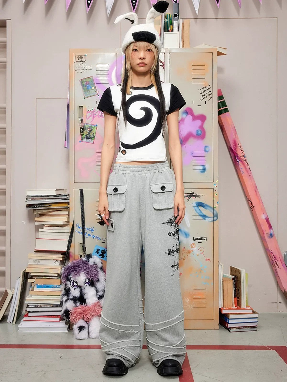 CFIERCE Cross Print Wide Leg Sweatpants in Gray - On Model