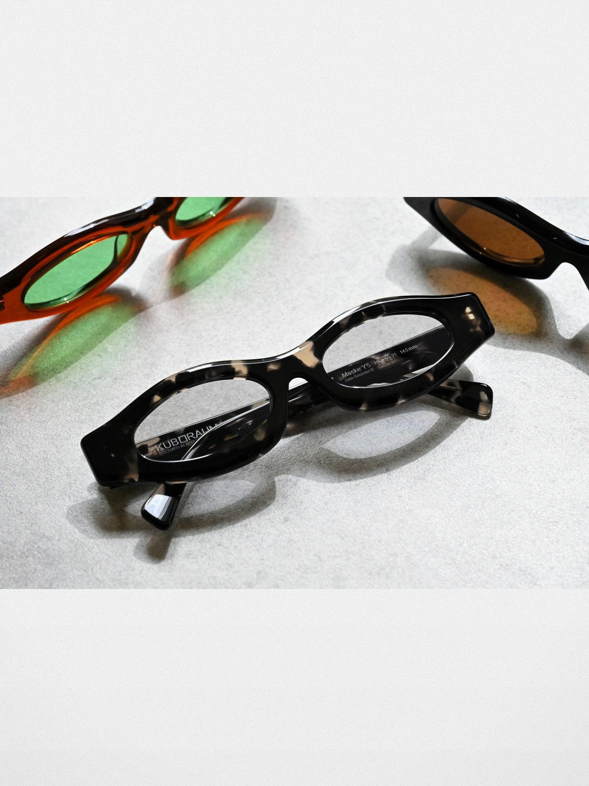 FUTURE UPDATE Sculptural Cat Eye Sunglasses in Gray