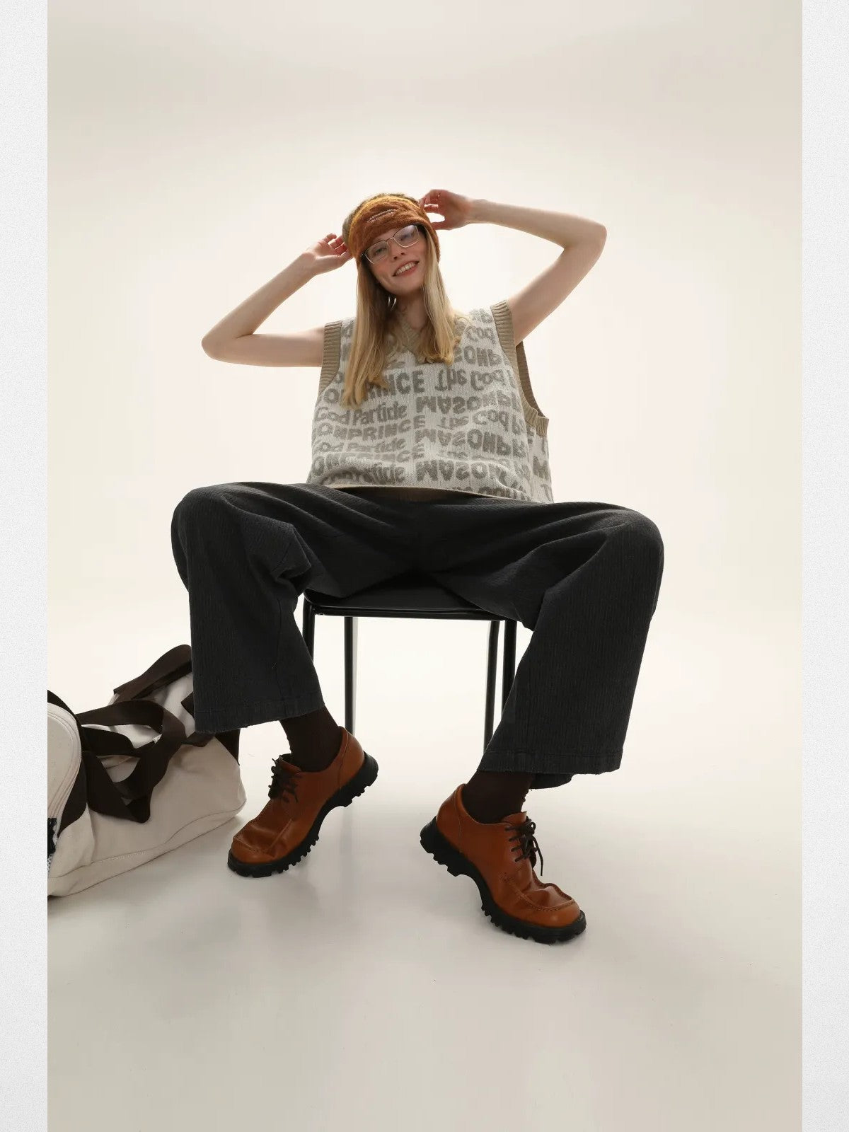 MASONPRINCE Embossed Pattern Wool Blend Vest in Green #color_green