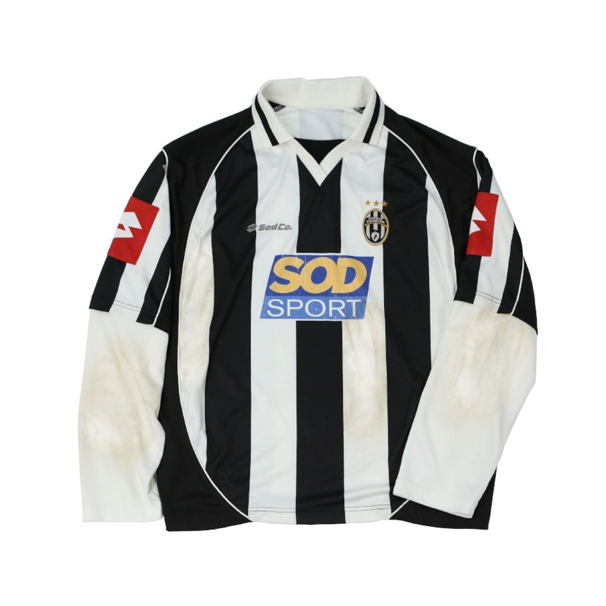 Sod Distressed Sadeventus Jersey in Black