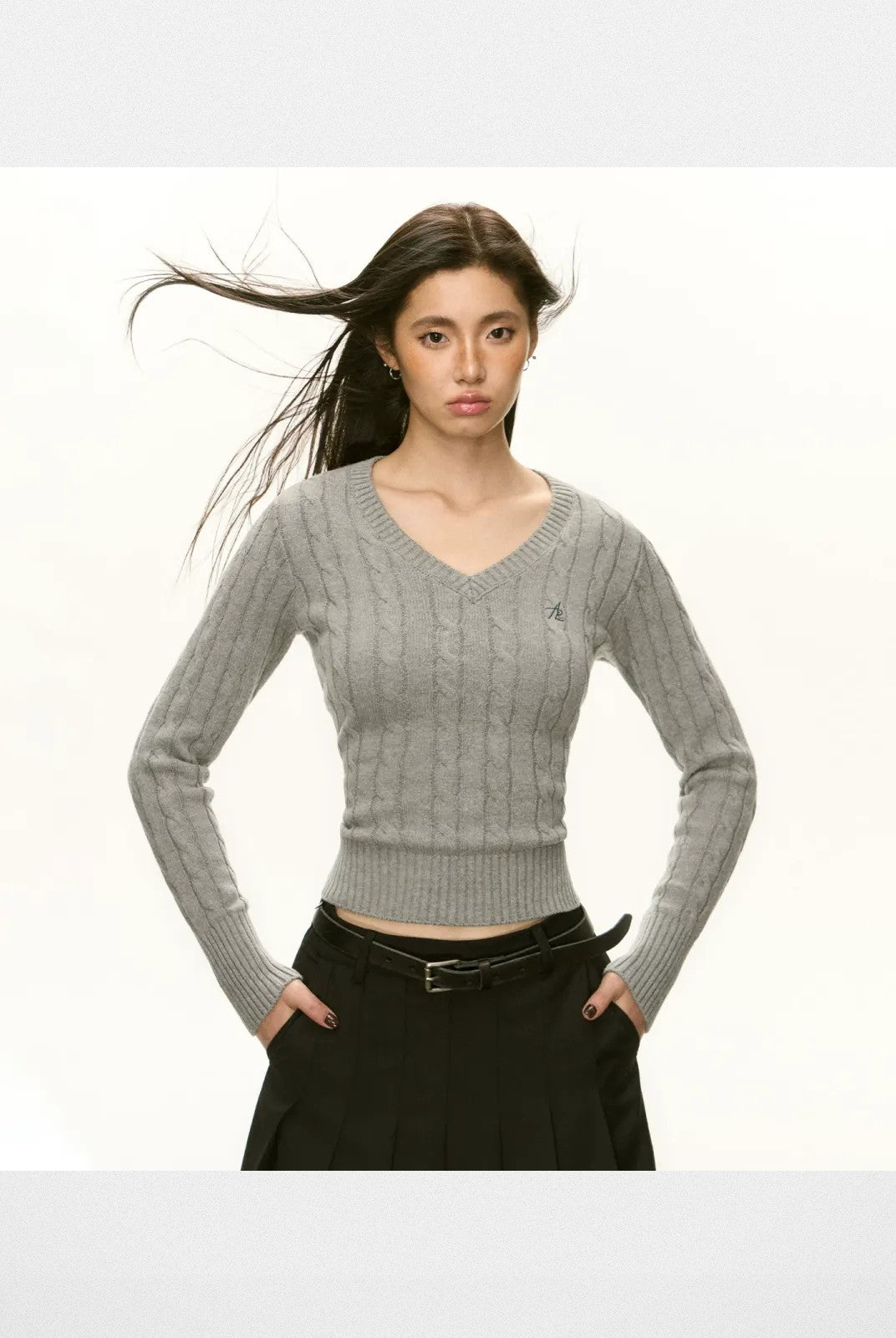 Ariseism Slim V Neck Cable Knit Sweater in Gray - On Model