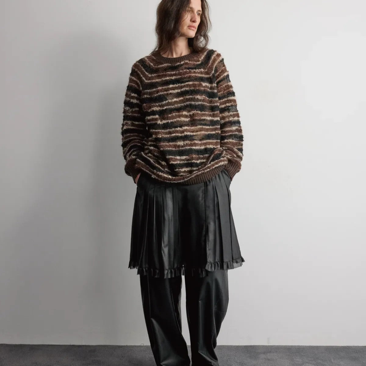 RandomPiece Irregular Pleated Ruffle Skirt in Black