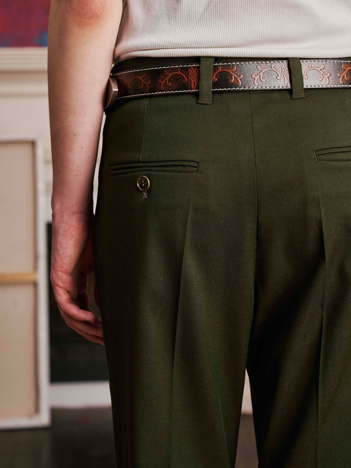 Retro 21 Center Seam Micro Flare Trousers in Green - Detail