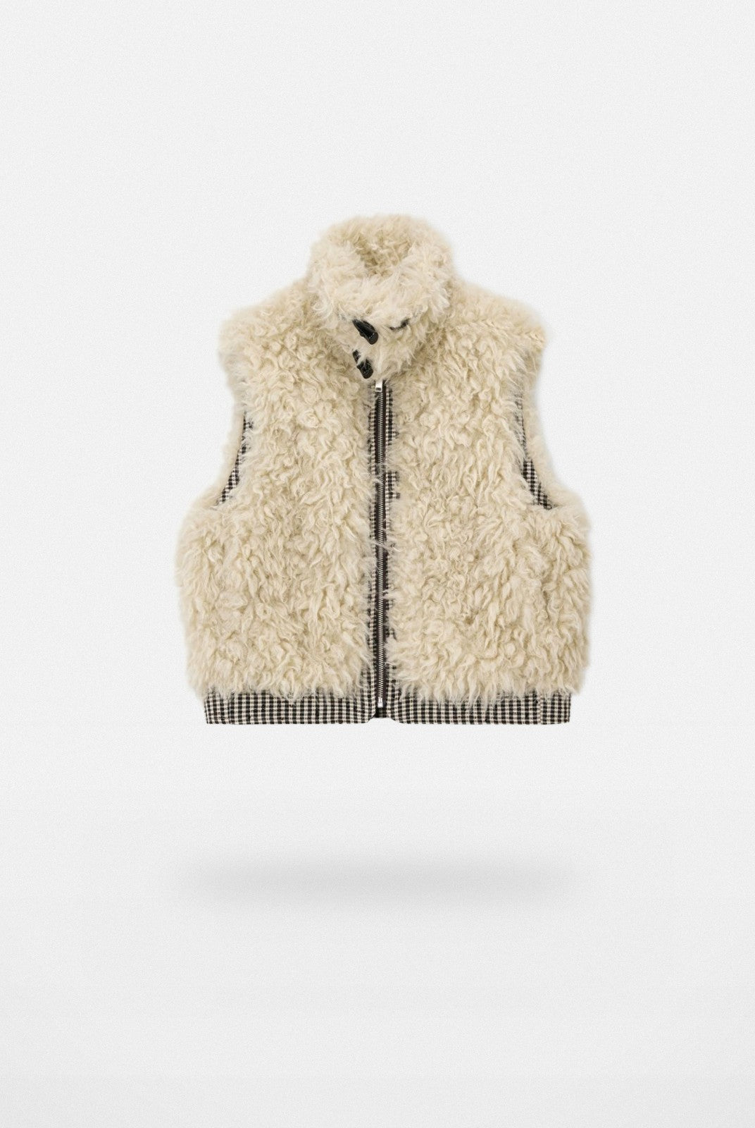 PUKI Reversible Sherpa Plaid Vest in Cream