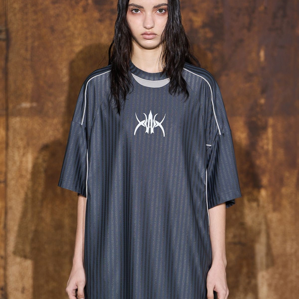 BLINDNOPLAN Cooling Striped Jersey in Gray - On Model