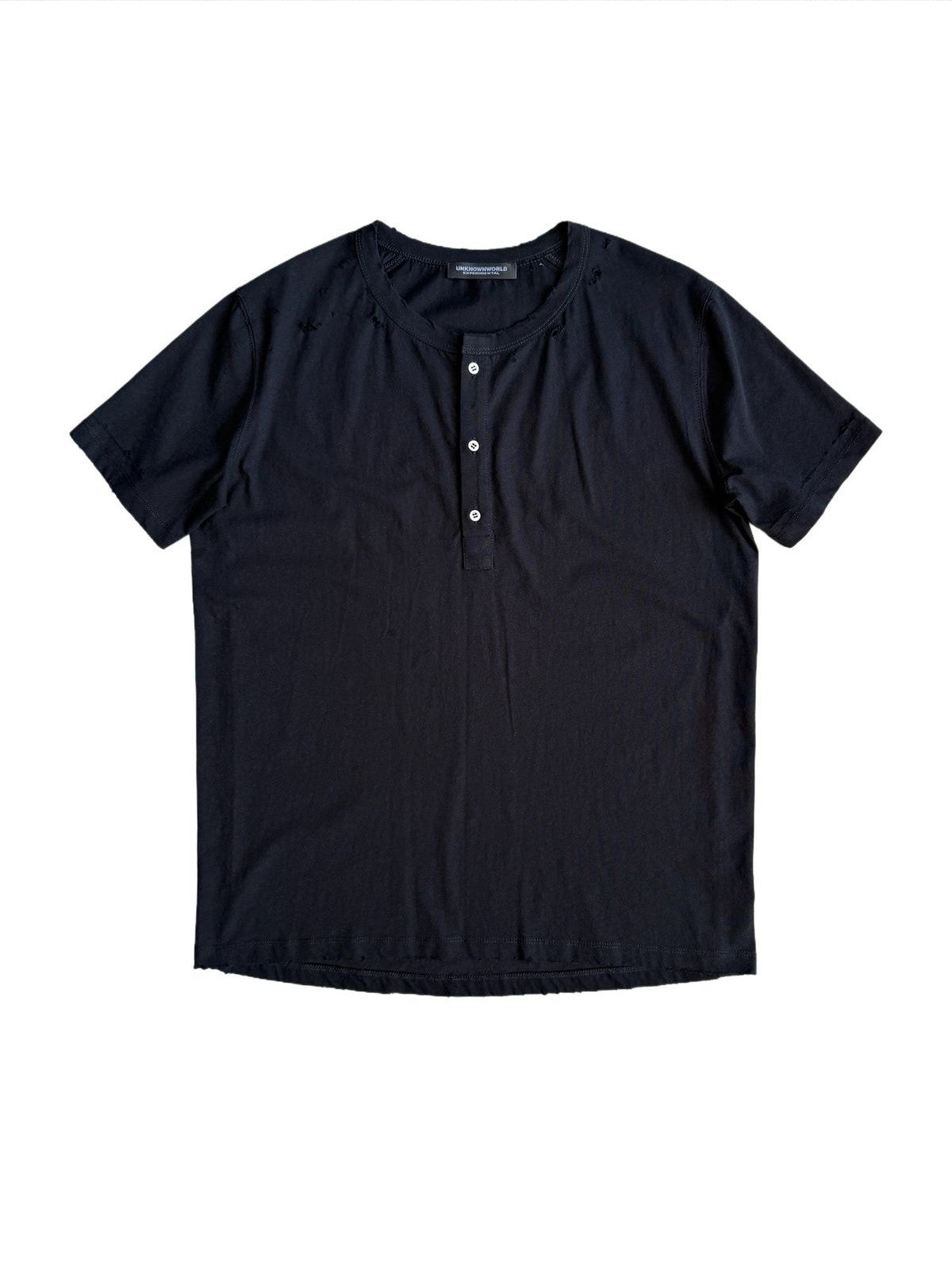 UNKNOWNWORLD Distressed Cotton Henley T Shirt in Black