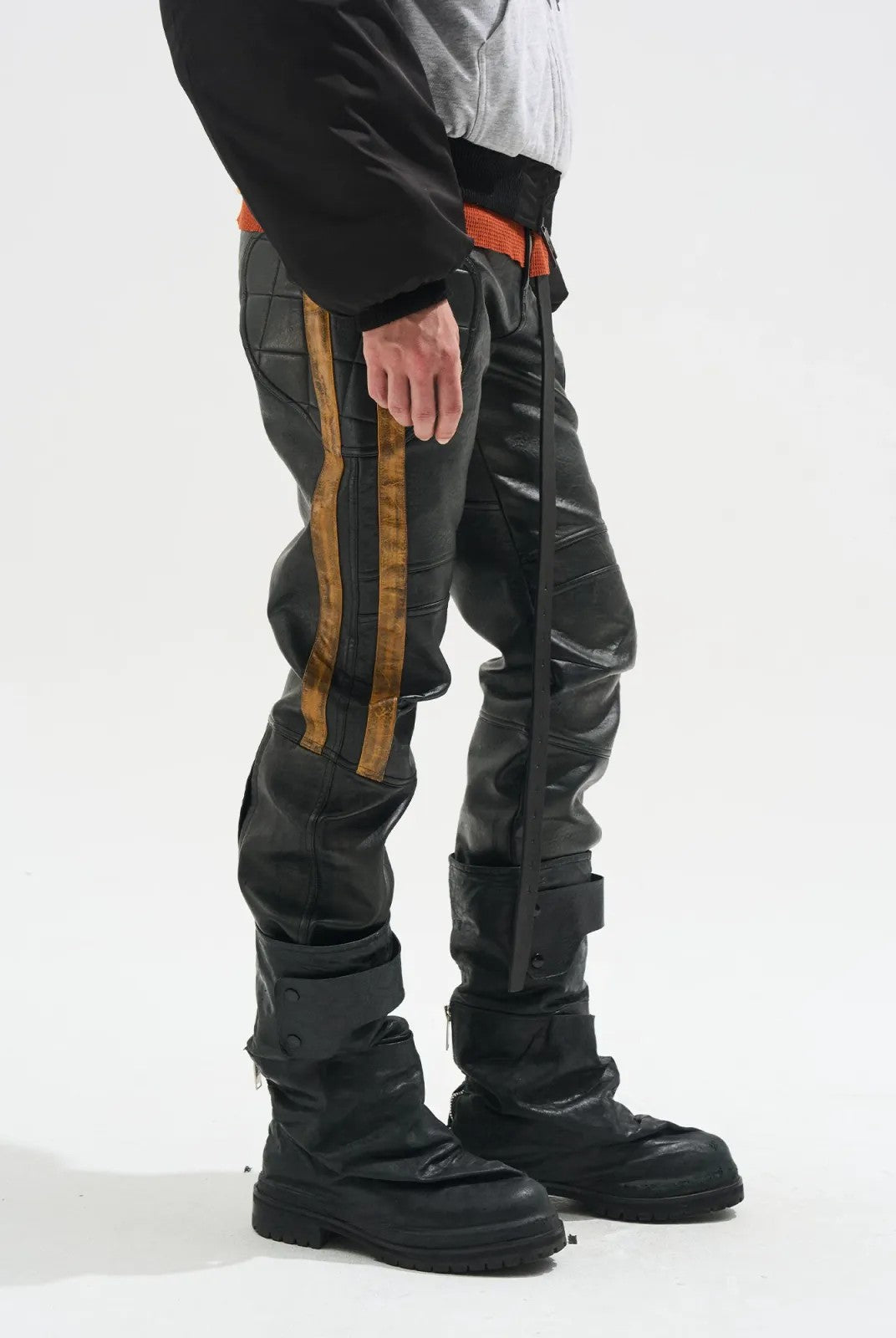 BLINDNOPLAN Contrast Panel Distressed Biker Pants in Black - On Model