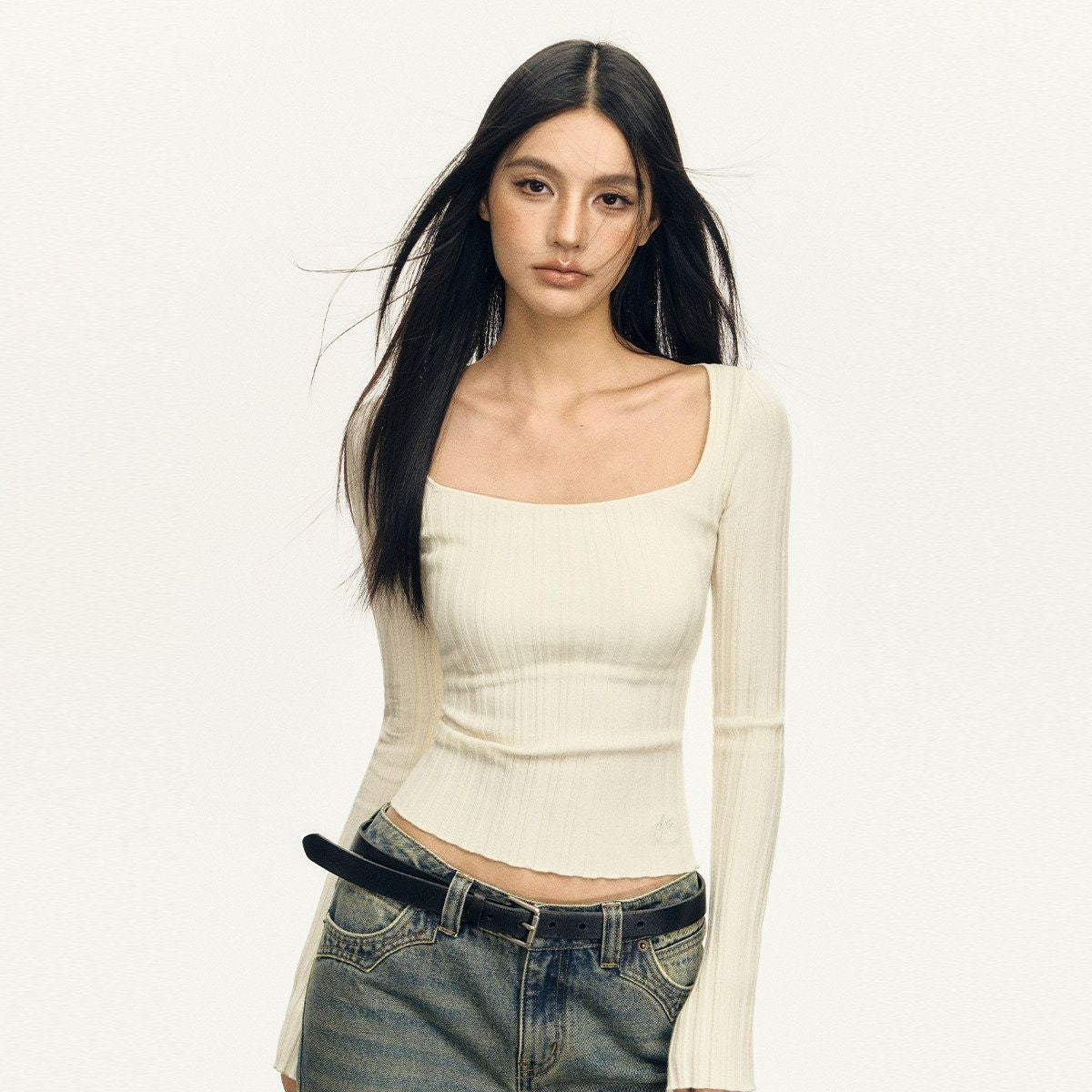 ARISEISM Wide Ribbed Square Neck Top in White