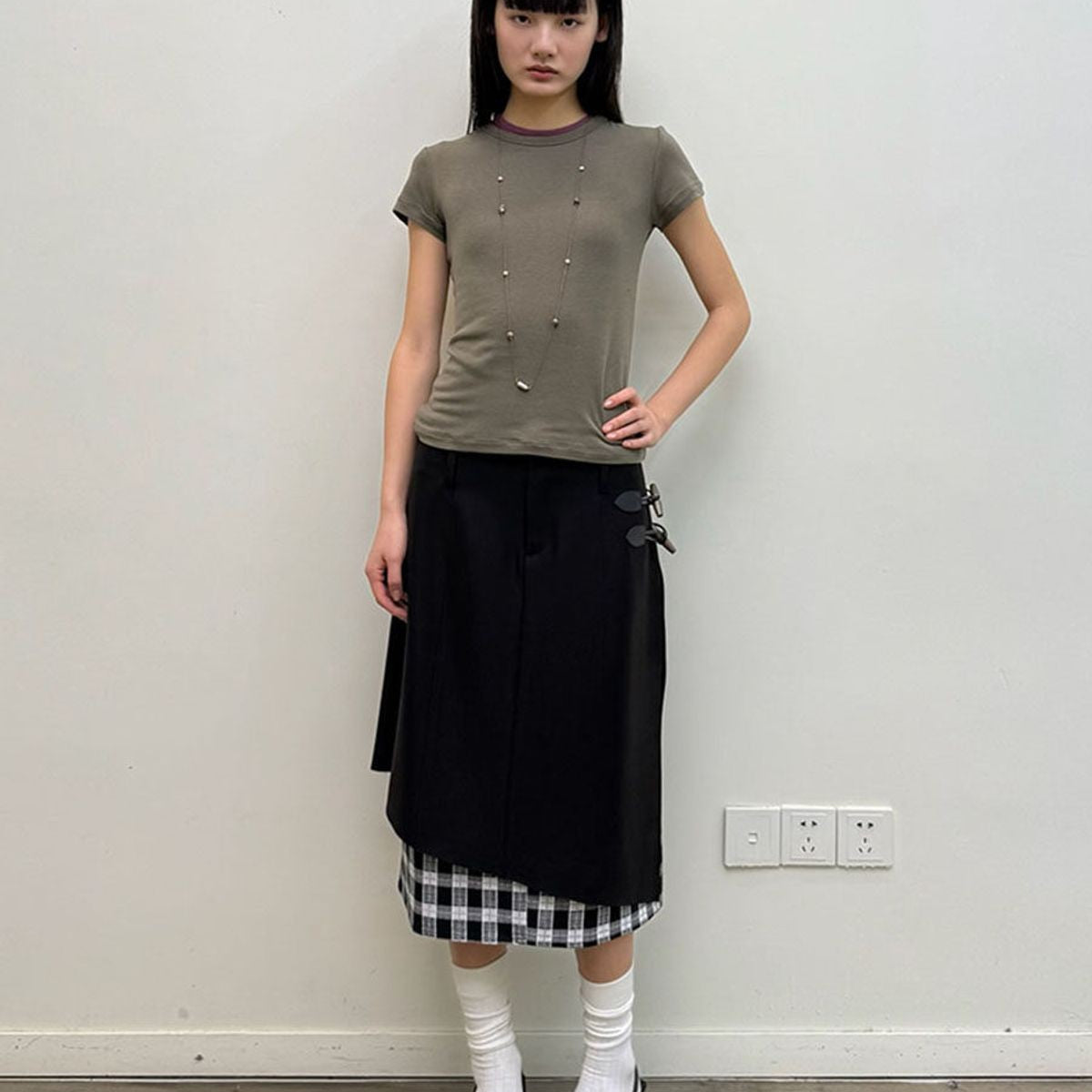 NeverSeez Slim Lyocell Wool Blend Tee in Green - On Model