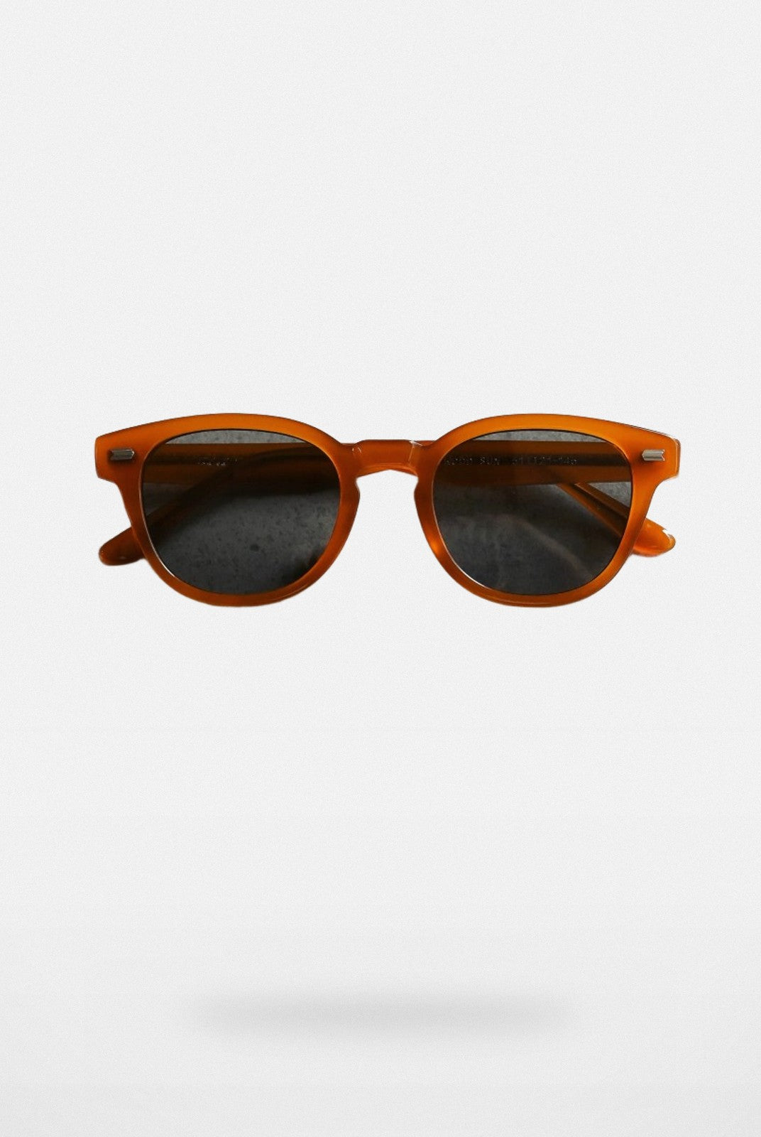 FUTURE UPDATE Caramel Oval Sunglasses in Orange