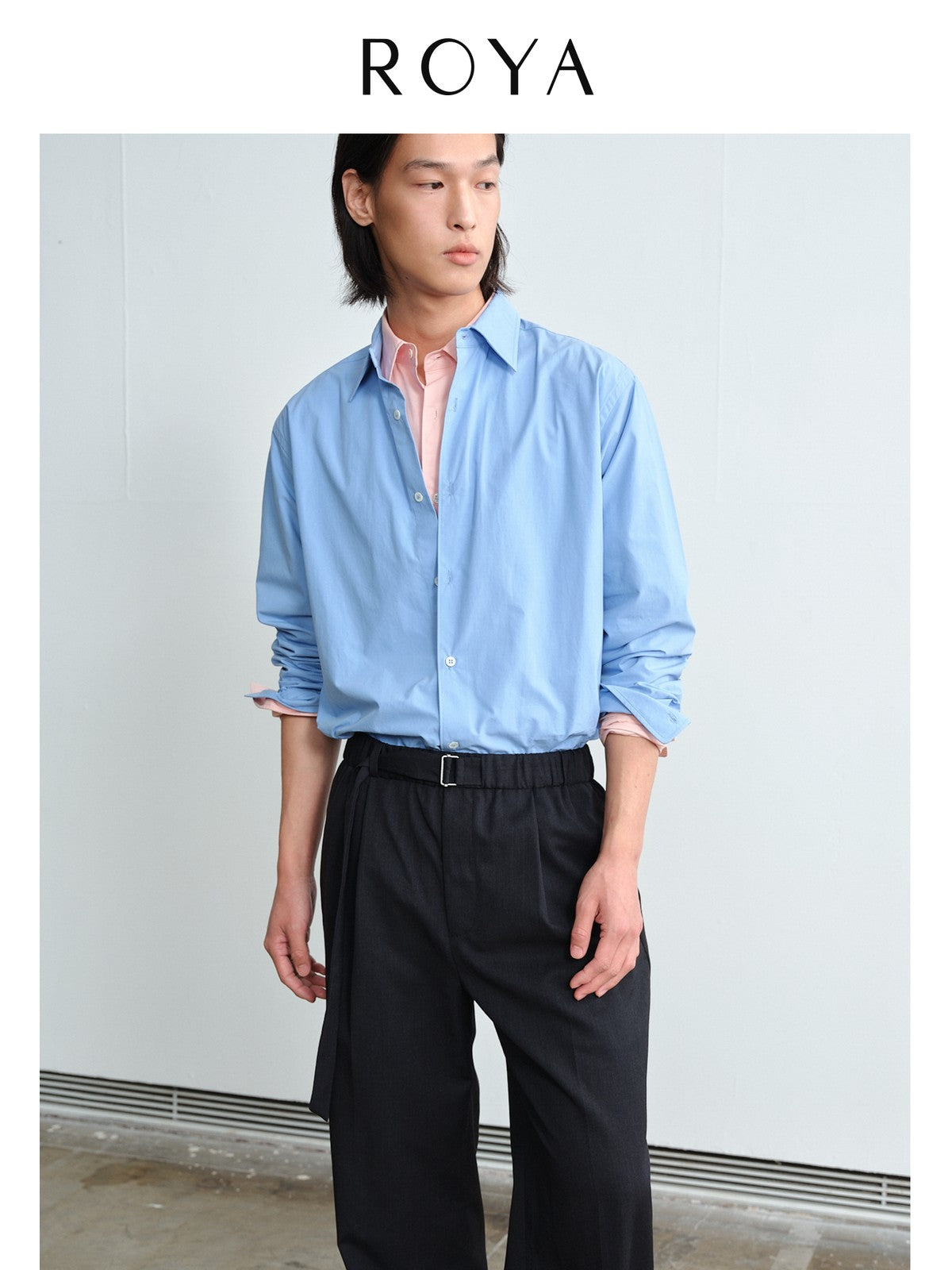 ROYA Long Staple Cotton Poplin Shirt in Sky Blue - On Model