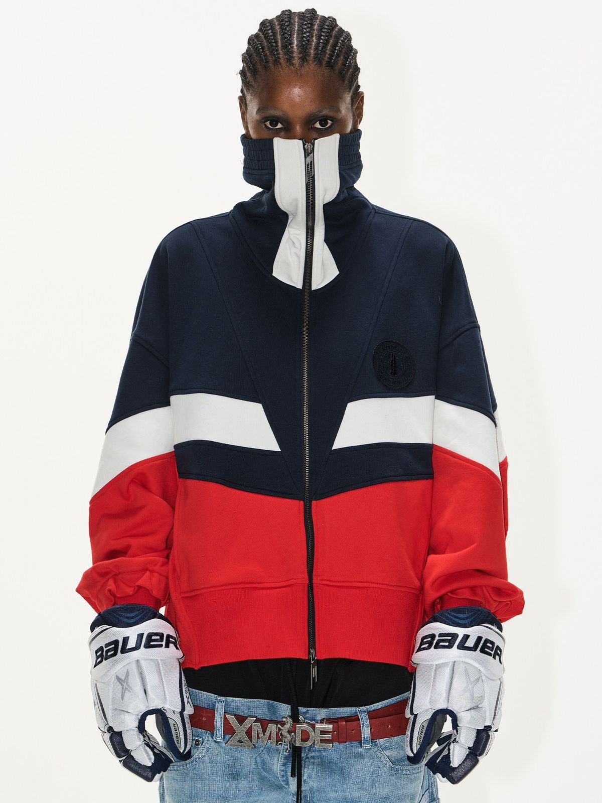 BLINDNOPLAN Color Block Ruched High Neck Sweatshirt in Blue - On Female Model