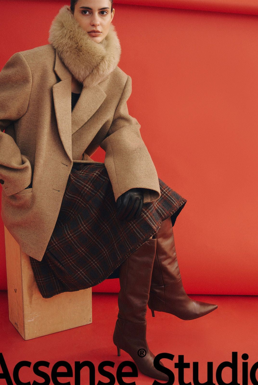 ACSENSE STUDIO Pleated Back Wool Blend Blazer in Beige - On Model