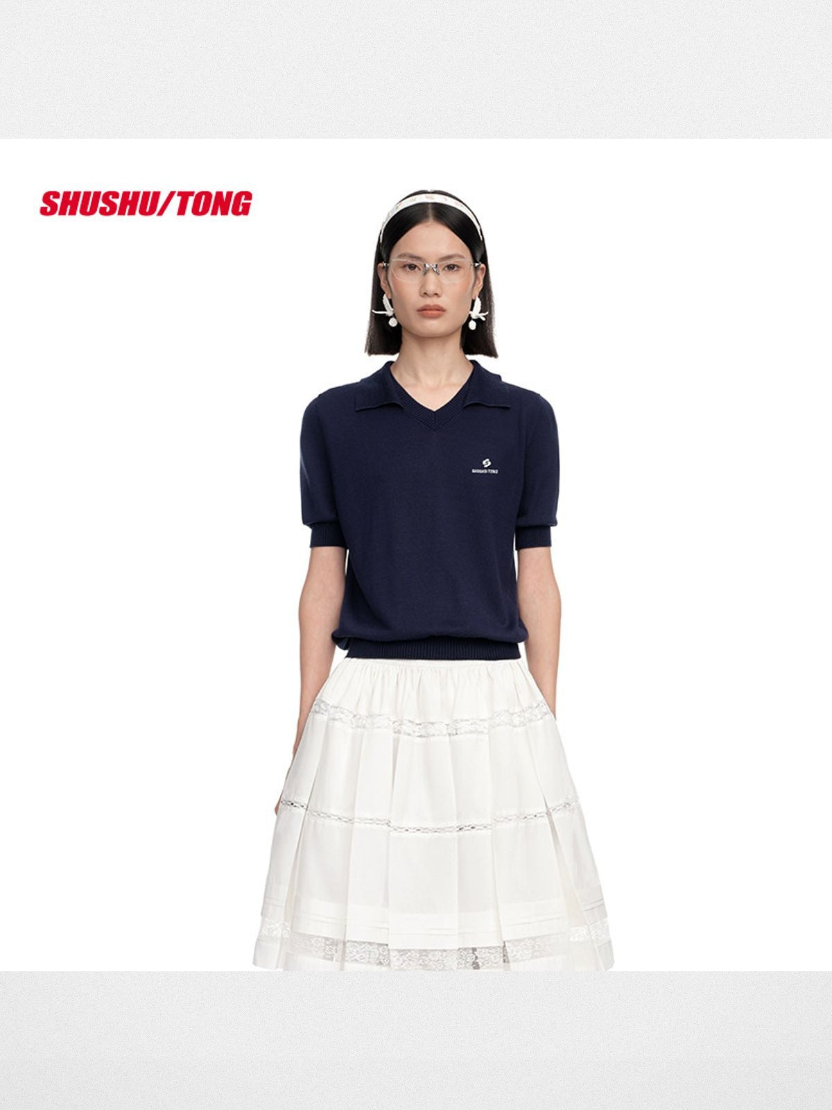 SHUSHUTONG Mulberry Silk Knit Polo Top in Navy Blue - On Model
