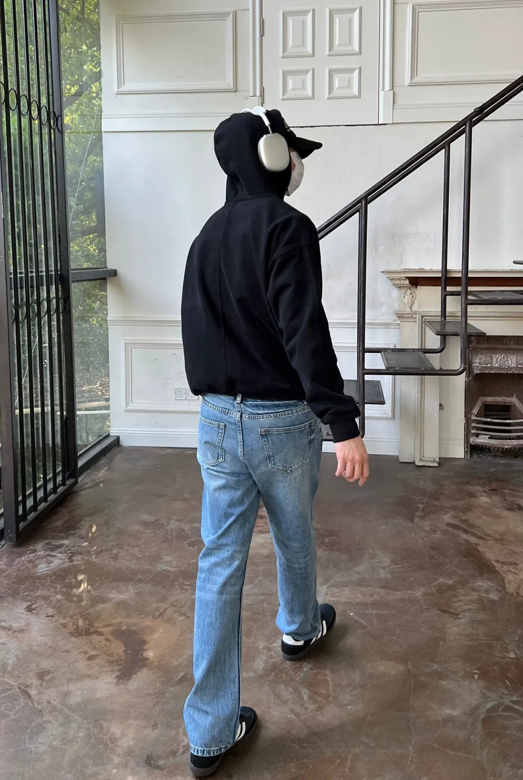 VLABMADE Heavyweight Cotton Fleece Hoodie in Black - On Model