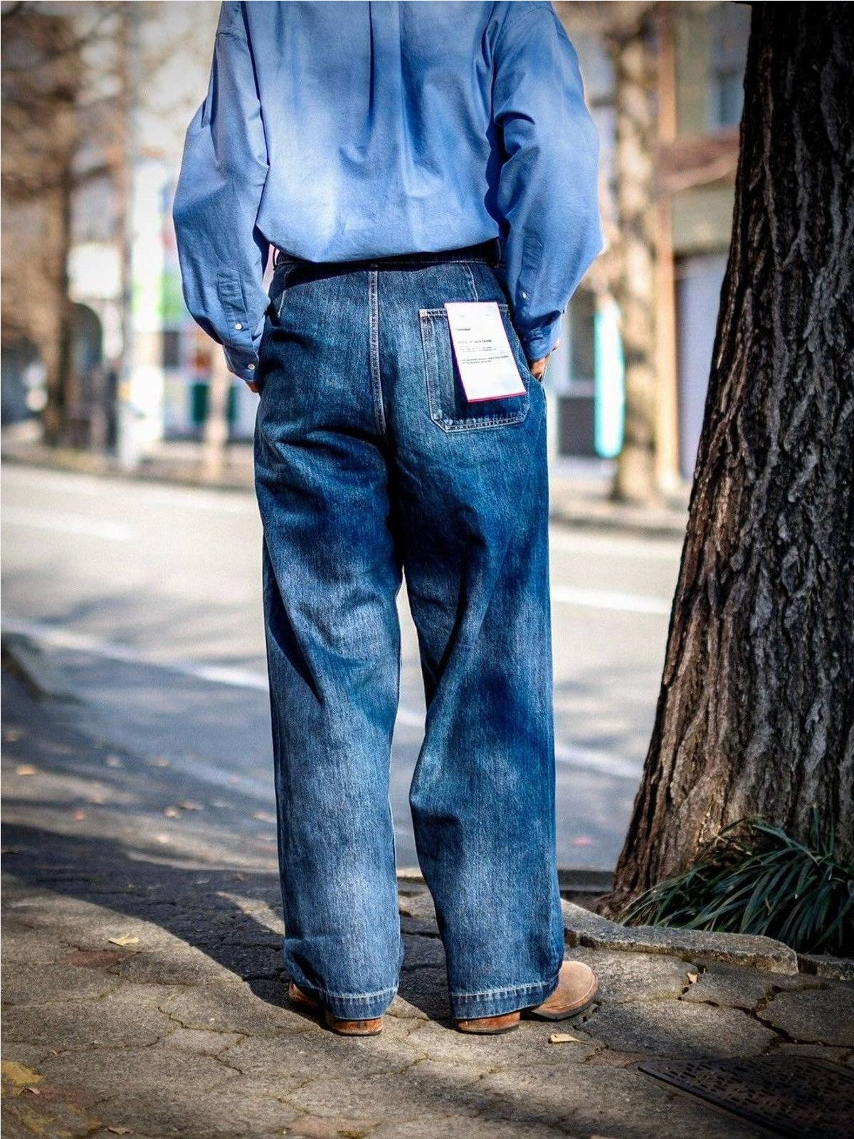 Soda Belted Japanese Selvedge Jeans in INDIGO【DARK】26SS - On Model