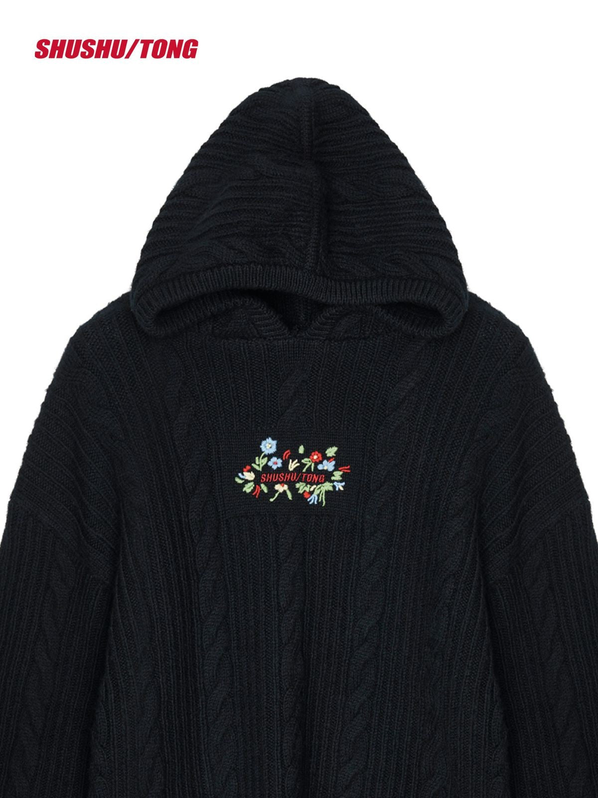 SHUSHU/TONG Floral Embroidered Cable Knit Hoodie in Black