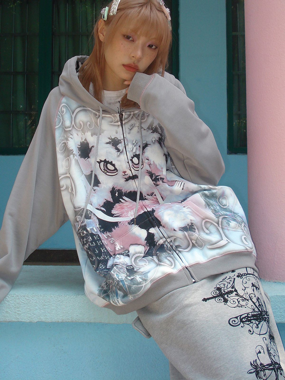 CFIERCE Abandoned Bunny Print Zip Up Hoodie in Gray