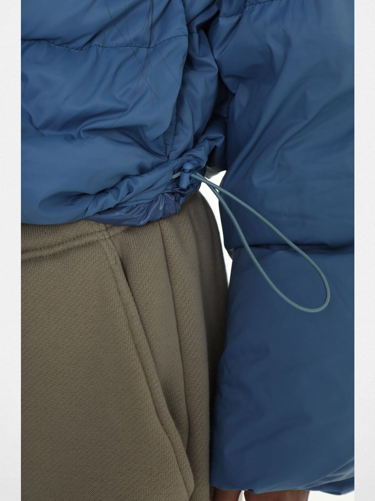 MasonPrince Cropped 90 Down Puffer in Blue - Detail