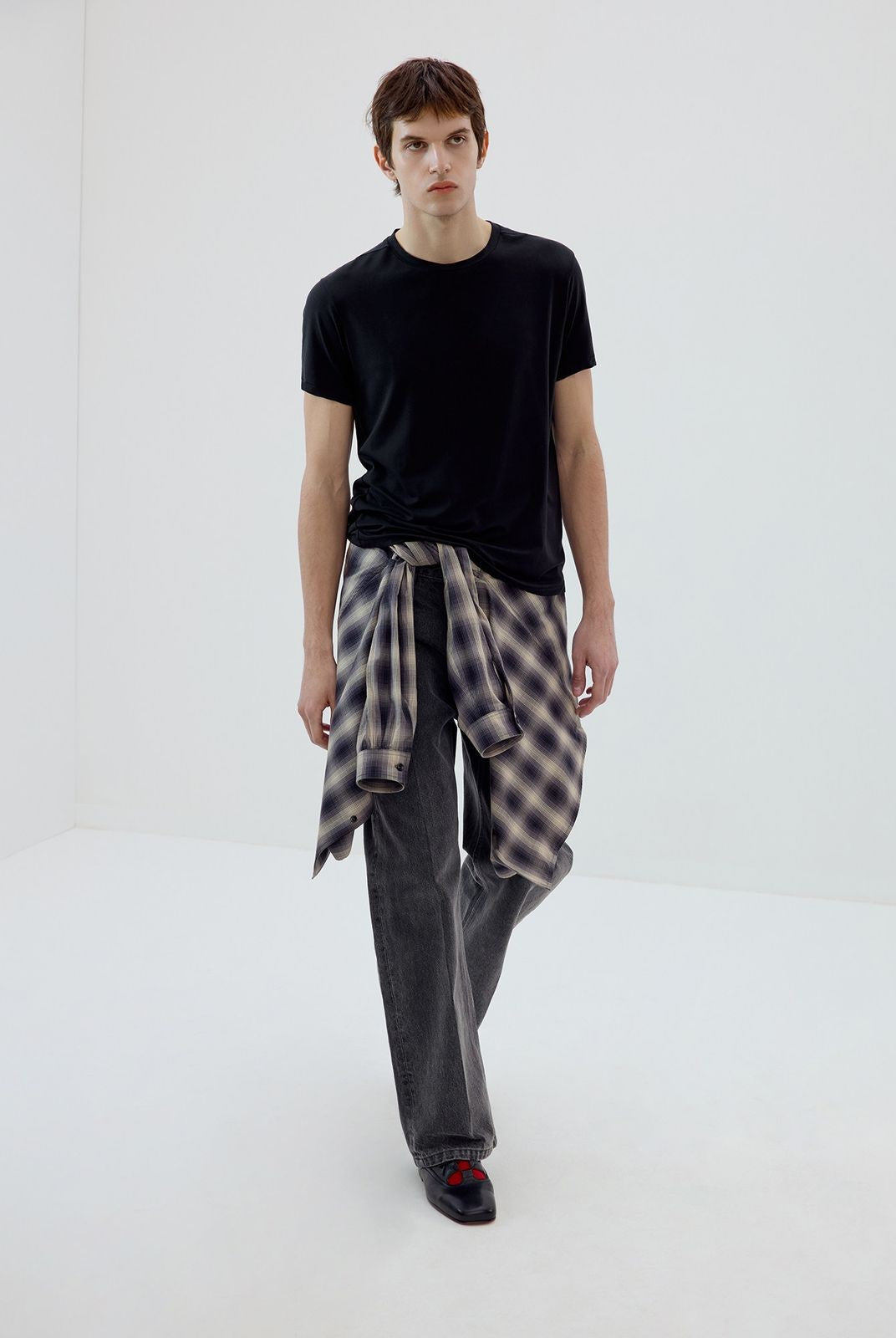 Simple Project Merino Wool Blend Crew T Shirt in Black - On Model