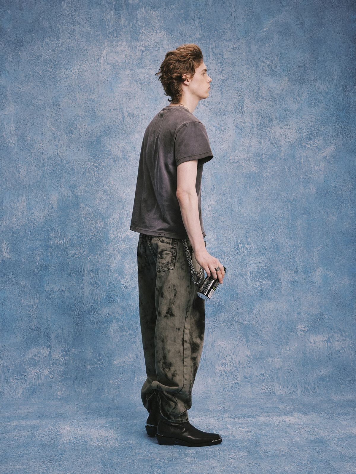 SOD Distressed Washed NUMB T Shirt in Purple - On Model