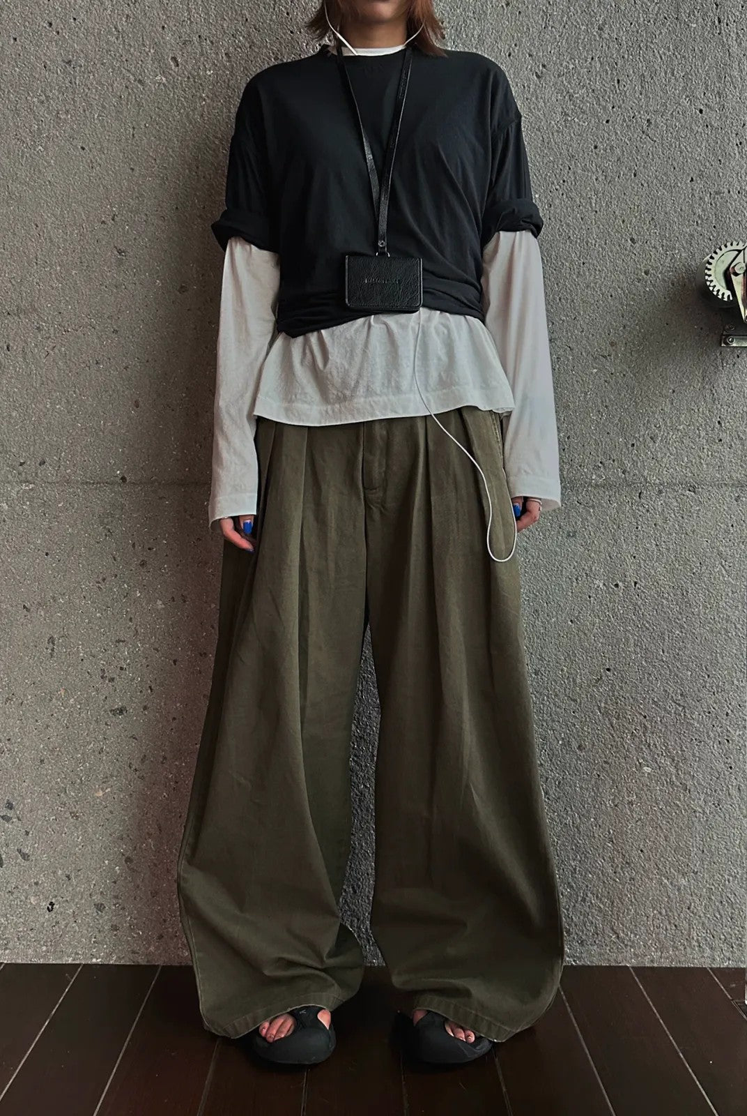 MASONPRINCE Lightweight Cotton Long Sleeve Tee in White - On Model