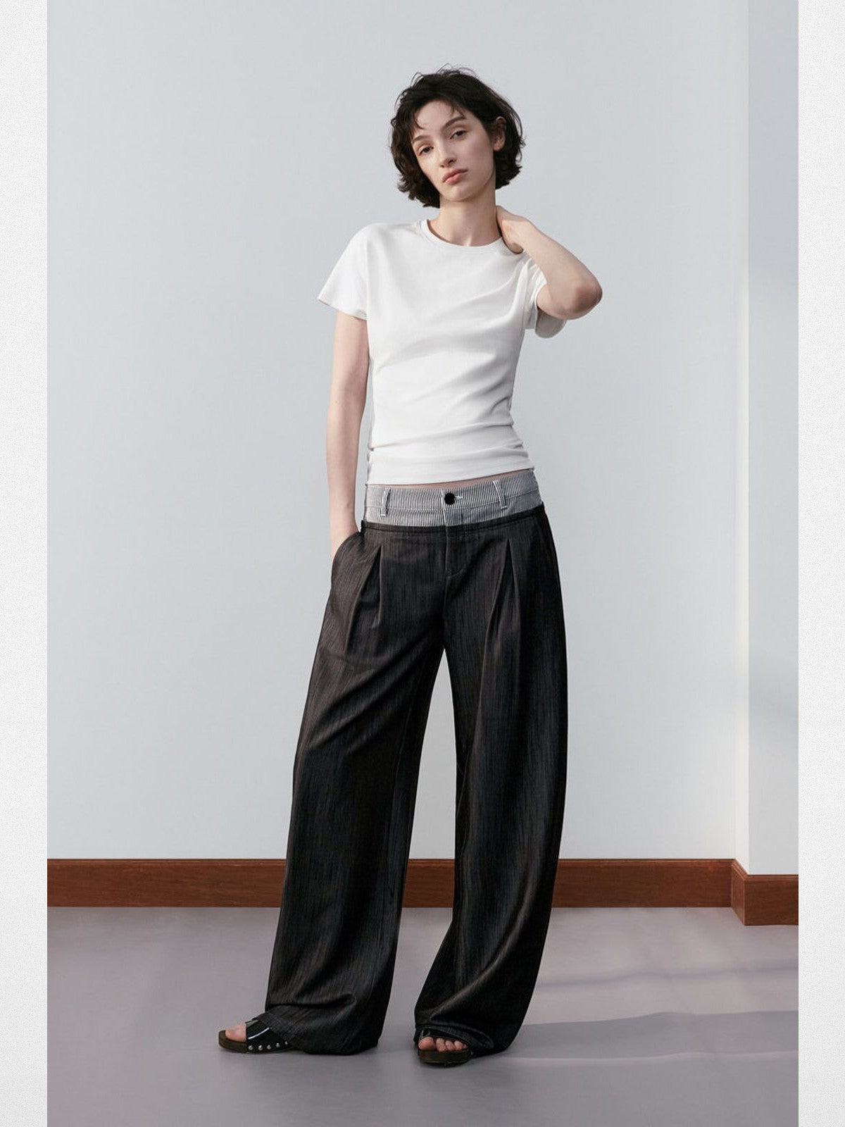 PUKI Structured Shoulder Lyocell Tee in White - On Model