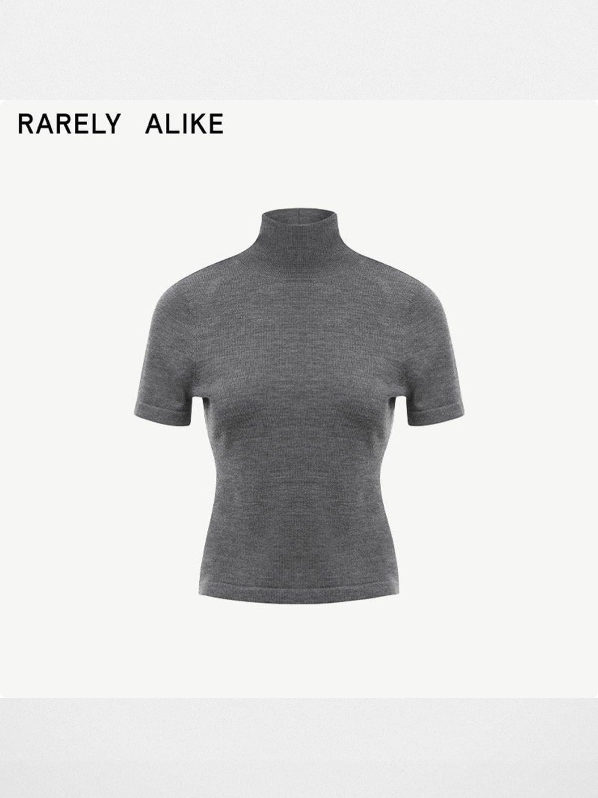 rarely alike Open Back Wool Turtleneck in Gray