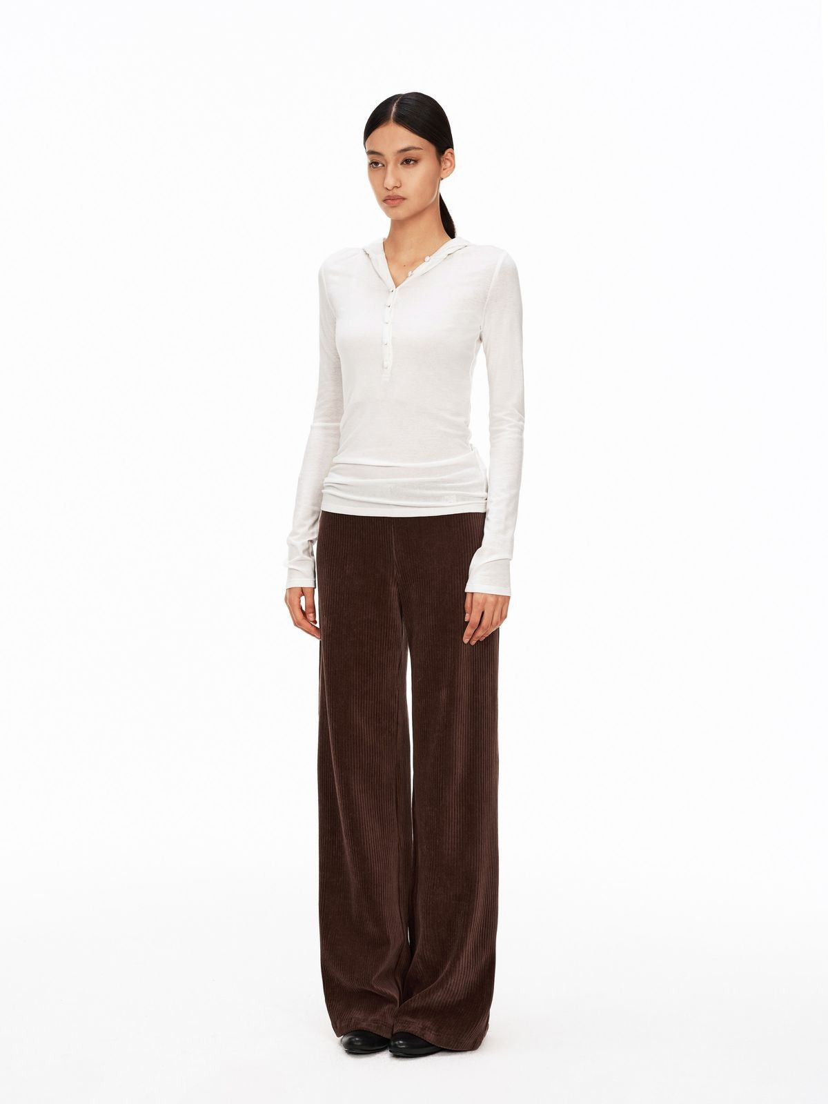 PUKI High Stretch Corduroy Trousers in Brown - On Model