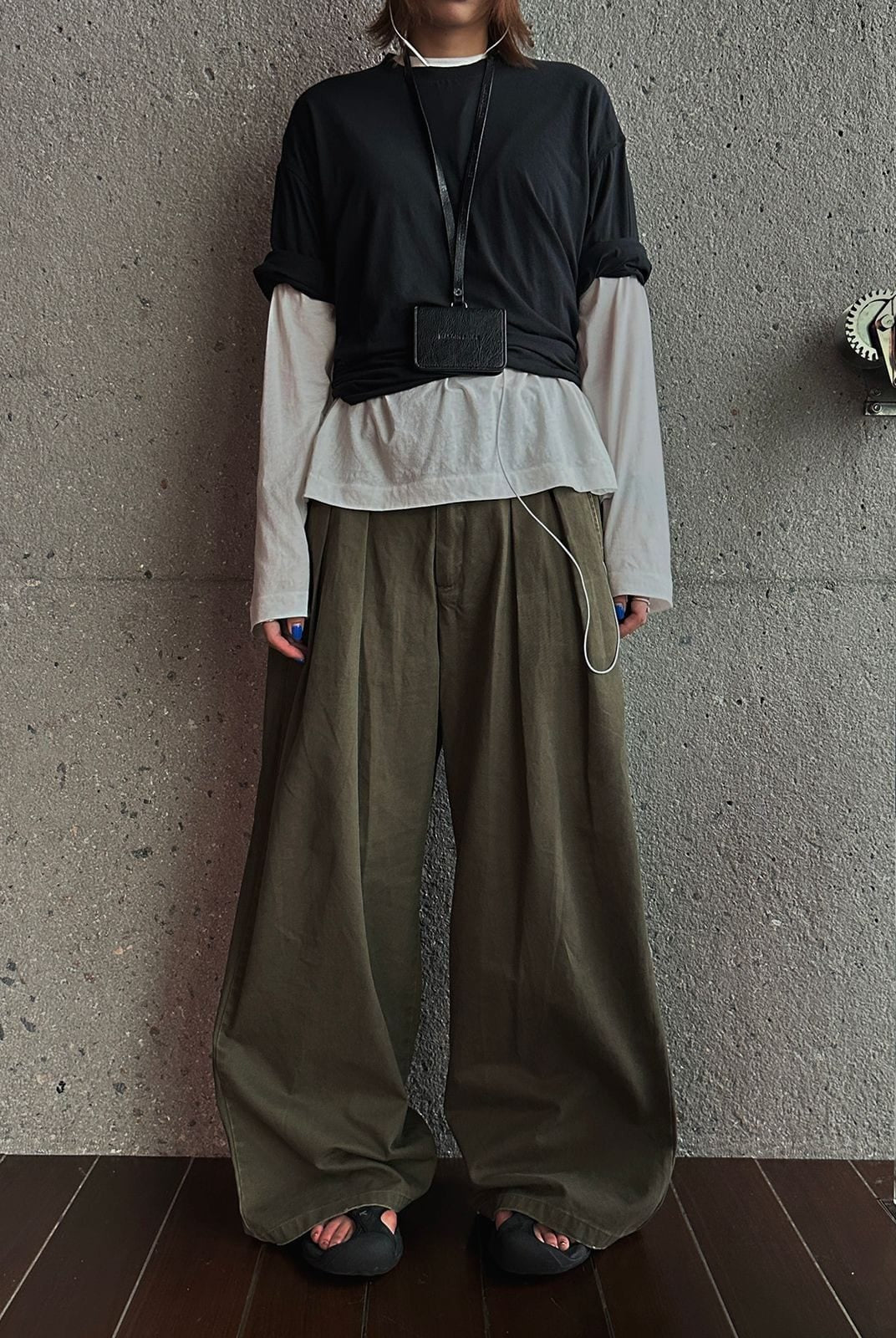 MasonPrince Lightweight Cotton Long Sleeve Tee in White - On Female Model