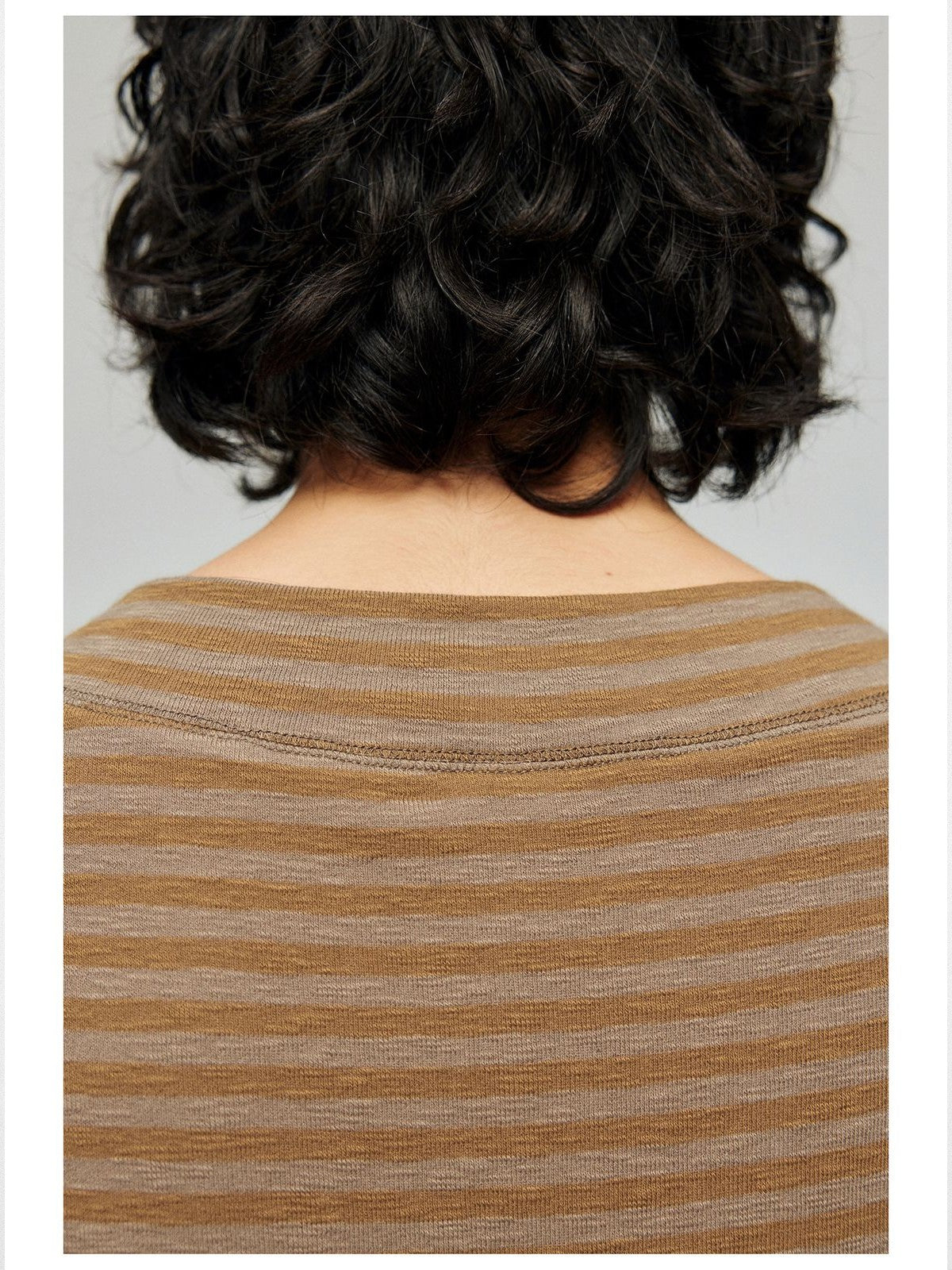 Simple Project Textured Striped Cotton T Shirt in Beige - Detail