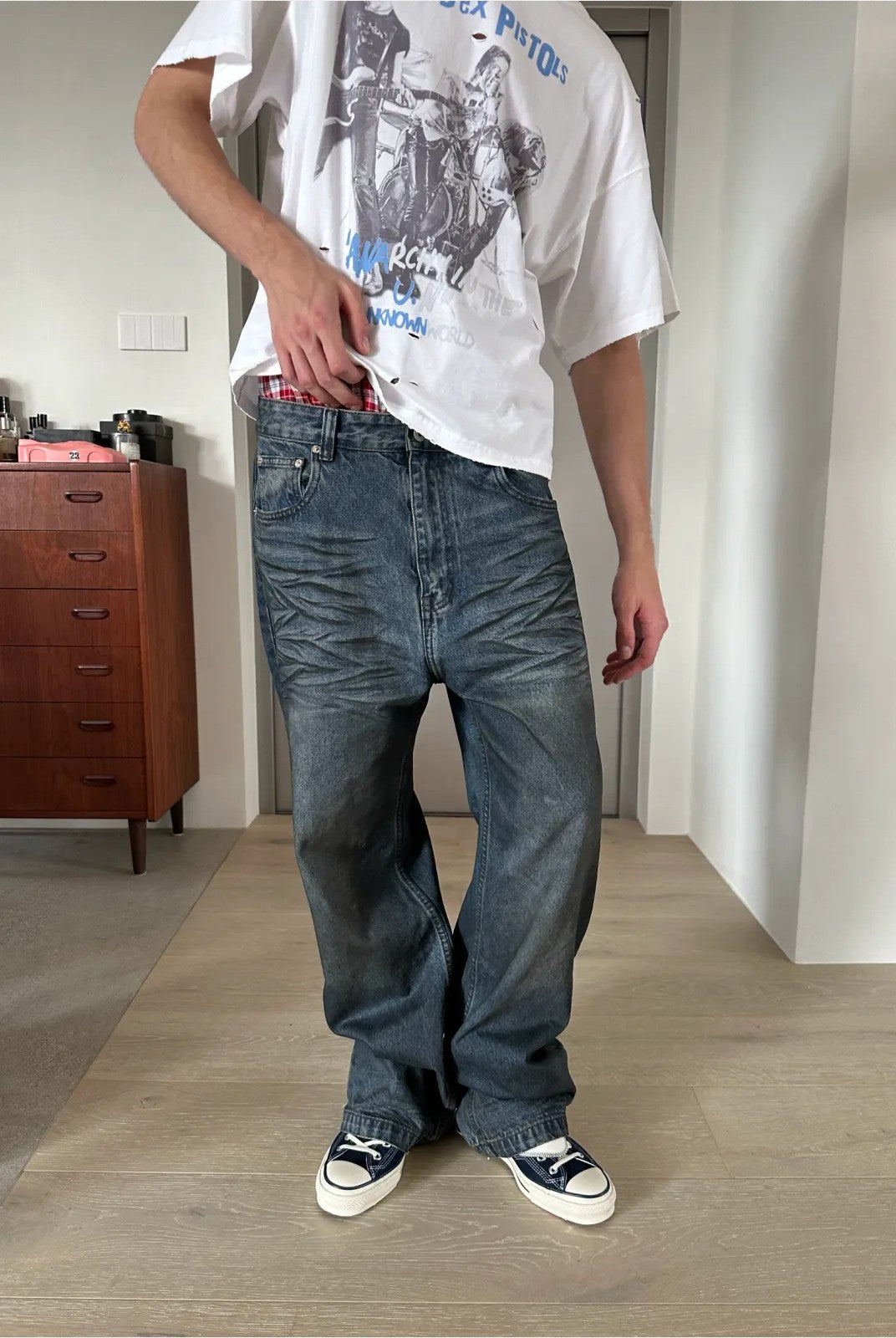 UNKNOWNWORLD Oil Stain Mud Dye Straight Jeans in Blue - On Model