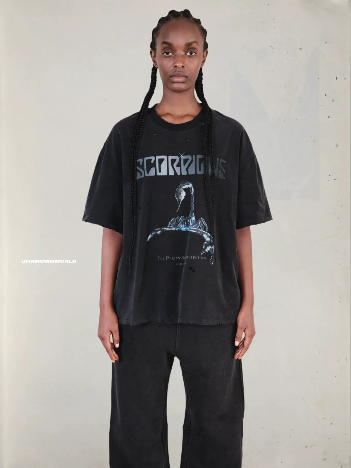 UNKNOWNWORLD Distressed Metallic Scorpio Tee in Black - On Model