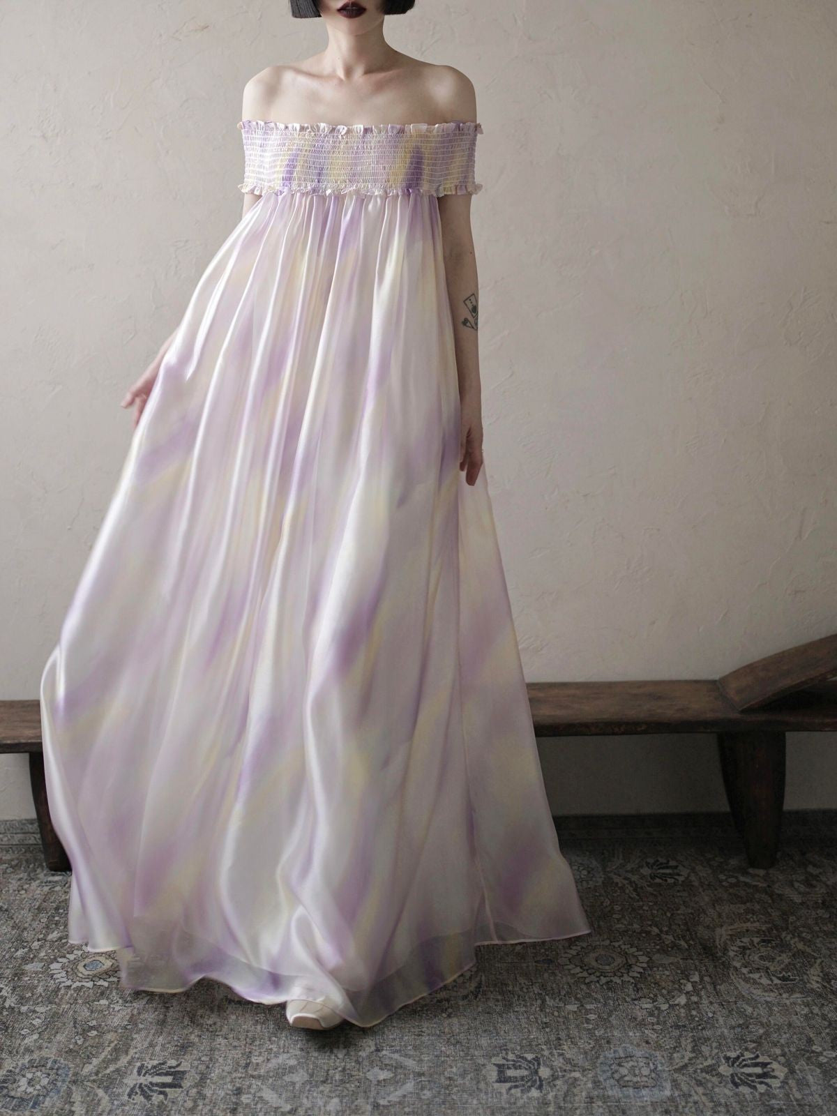 1S STUDIO Gradient Tube Dress Detachable Sleeves in Purple - On Model