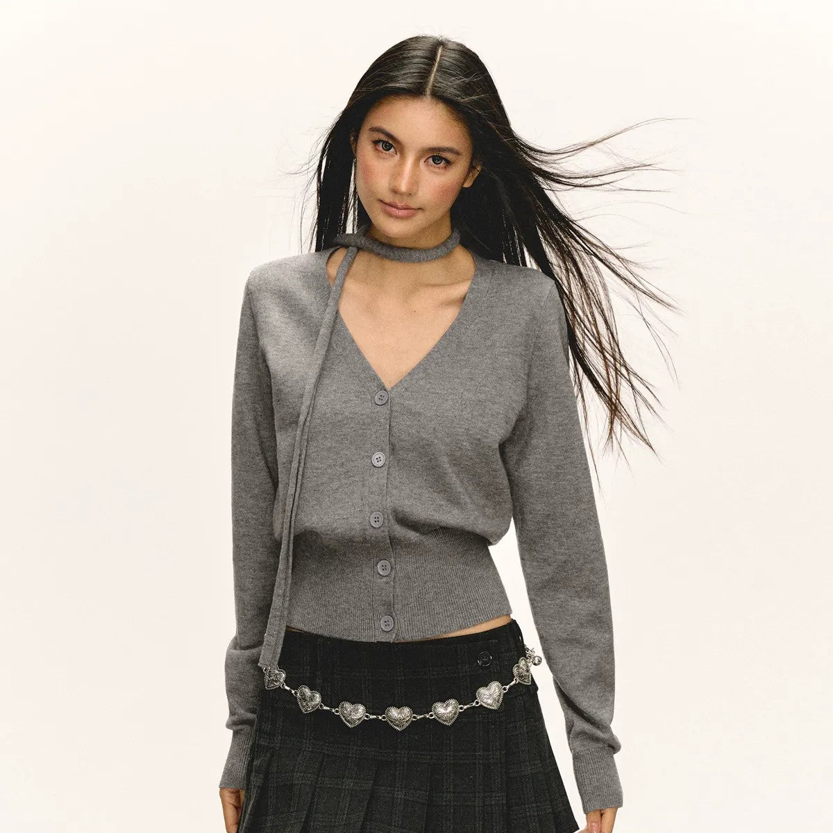 ARISEISM Cropped V Neck Cardigan Neck Tie in Gray - On Model