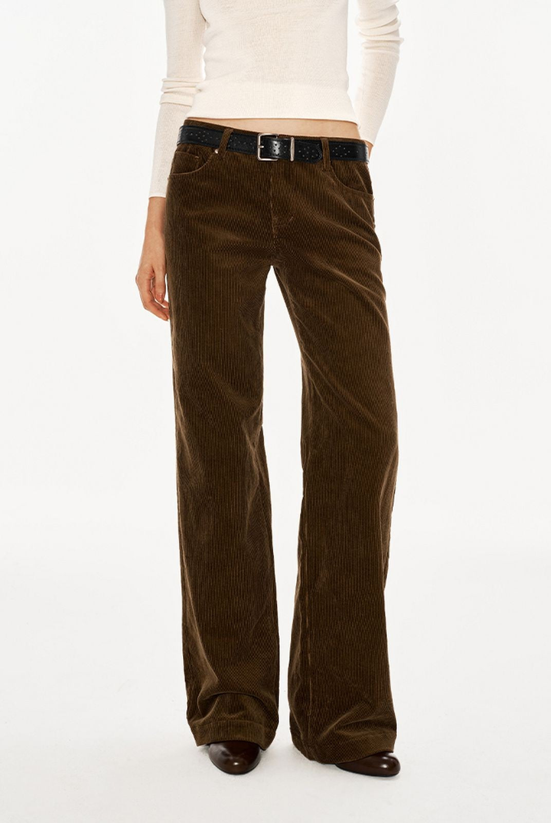 PUKI Heavyweight Corduroy Straight Leg Pants in Brown - On Model
