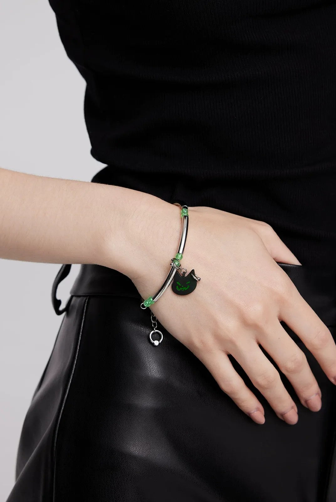 BLACKHEAD Double Layer Cat Charm Bracelet in Silver - On Model