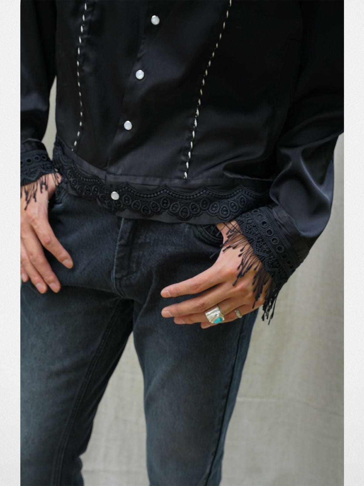 Retro21 Fringe Trim Shirt Jacket in Black - Detail