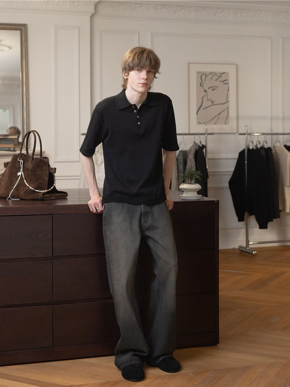 Roolrren Homme Cotton Linen Polo Shirt in Black - On Model