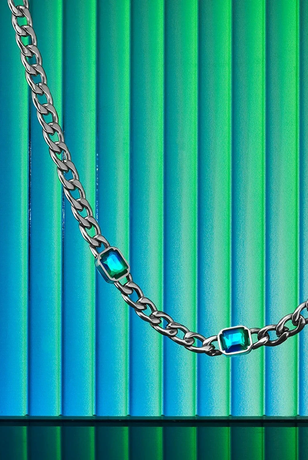 BLACKHEAD Gradient Tourmaline Chain Necklace in Silver - Lifestyle