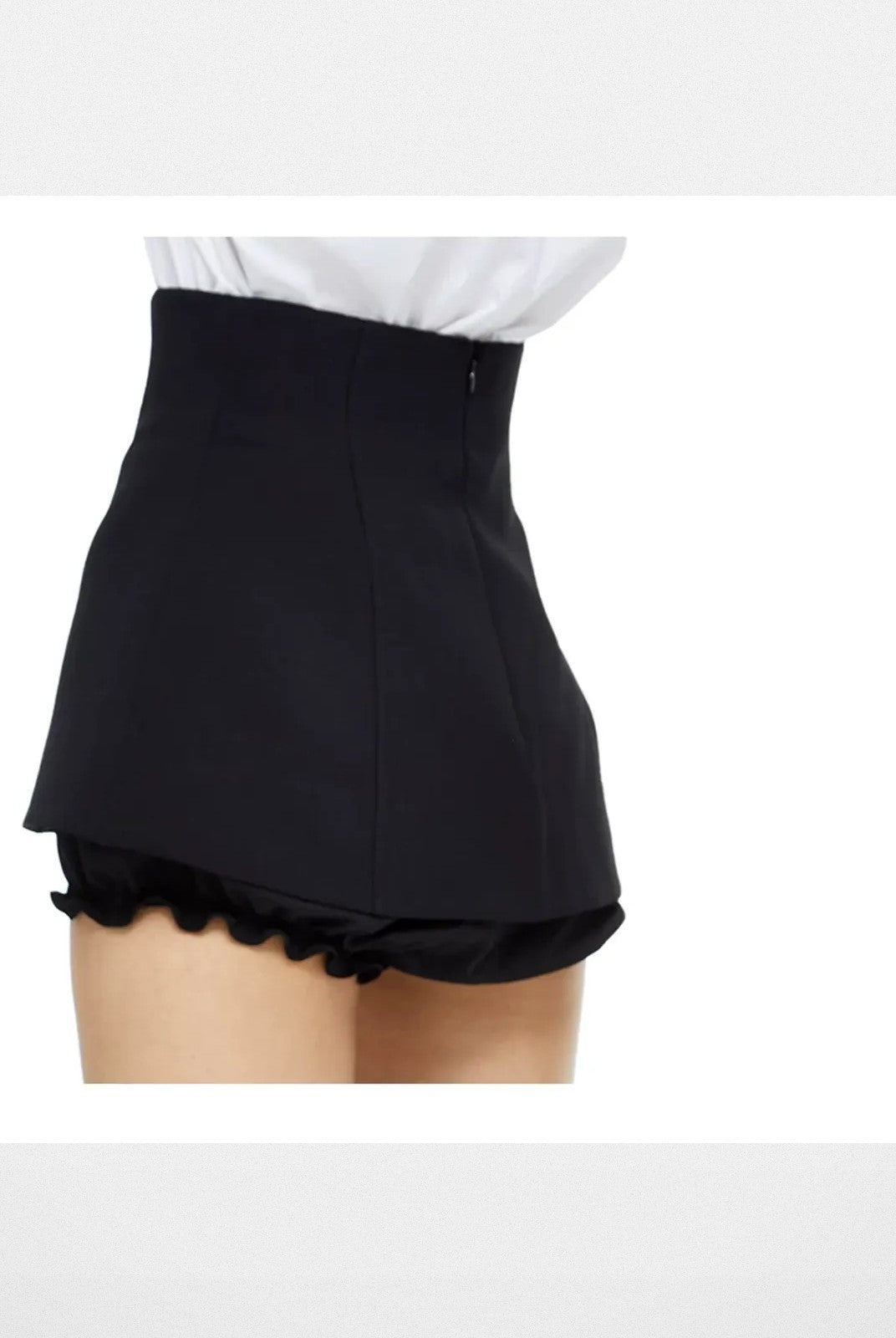 SHUSHUTONG High Waisted A Line Mini Skort in Black - On Model