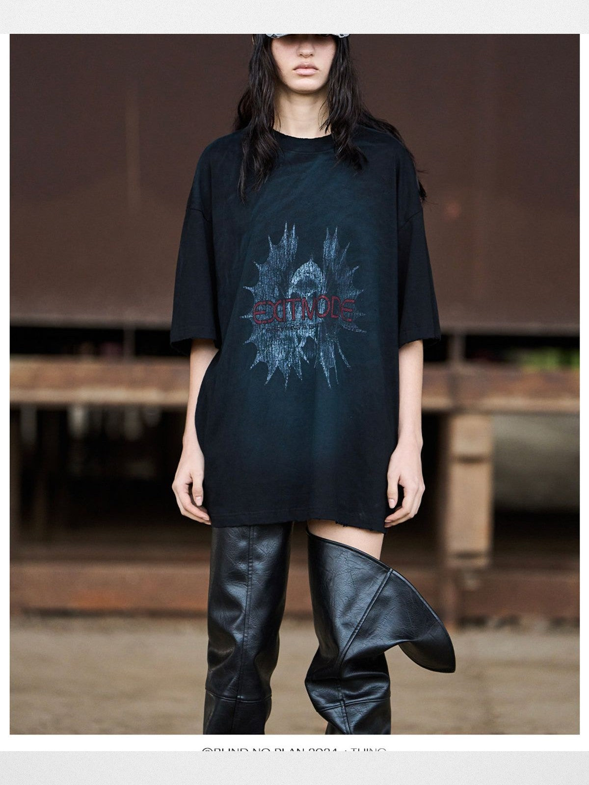 BLINDNOPLAN Washed Distressed Crackle Print Tee in Black - On Model